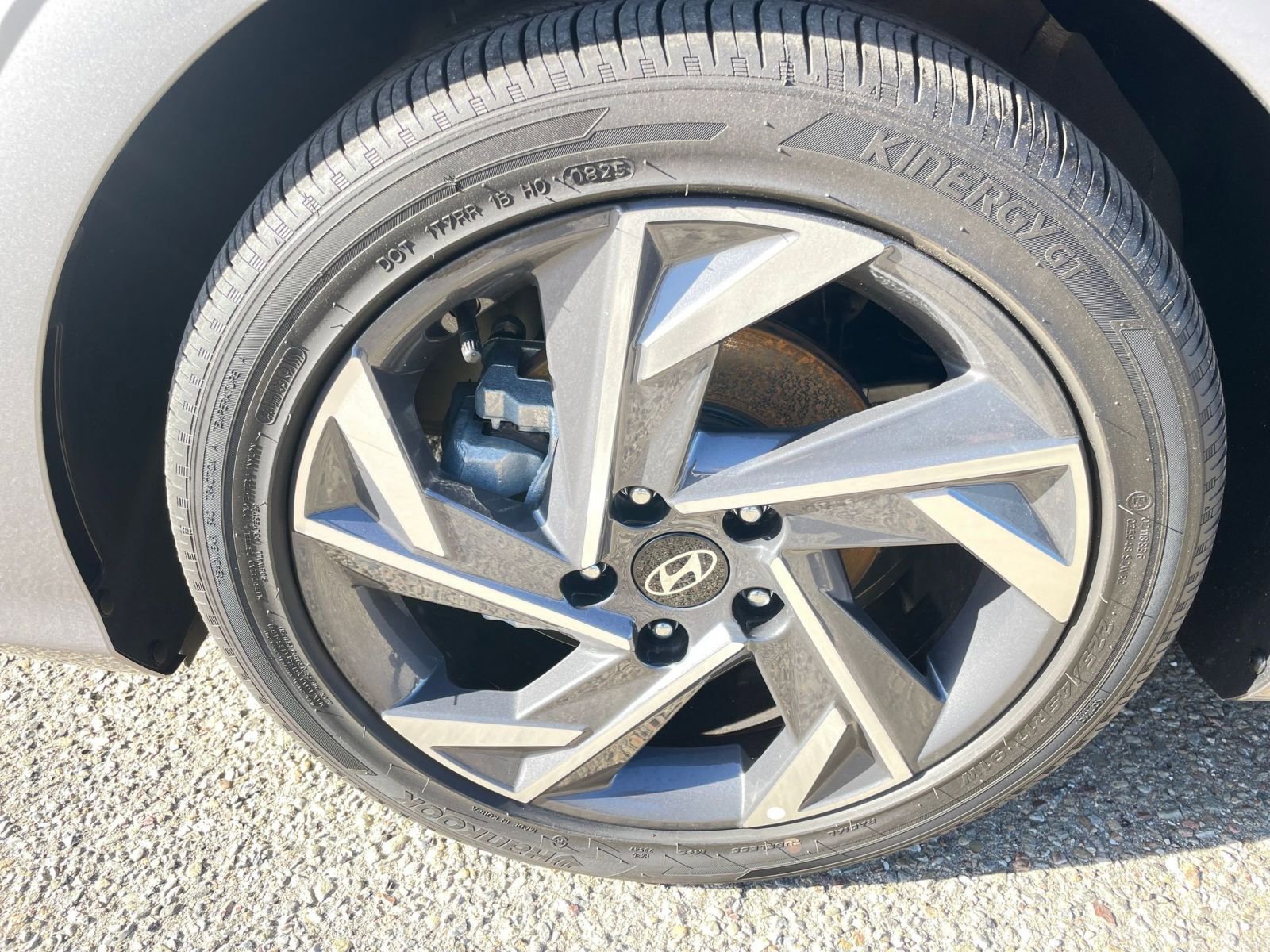 Thumbnail: 2025 Hyundai Elantra - 30