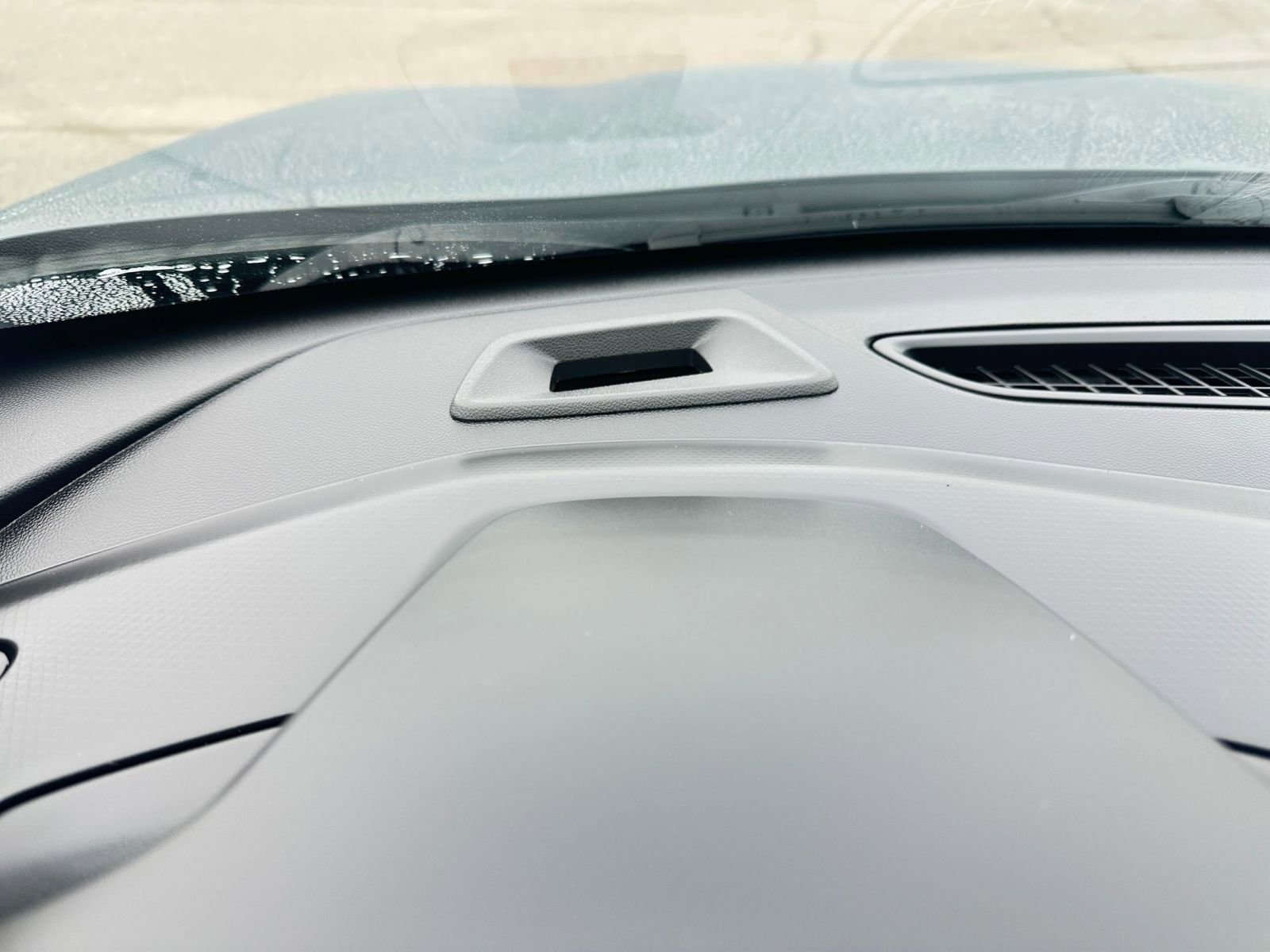 Thumbnail: 2025 Chevrolet Trax - 34