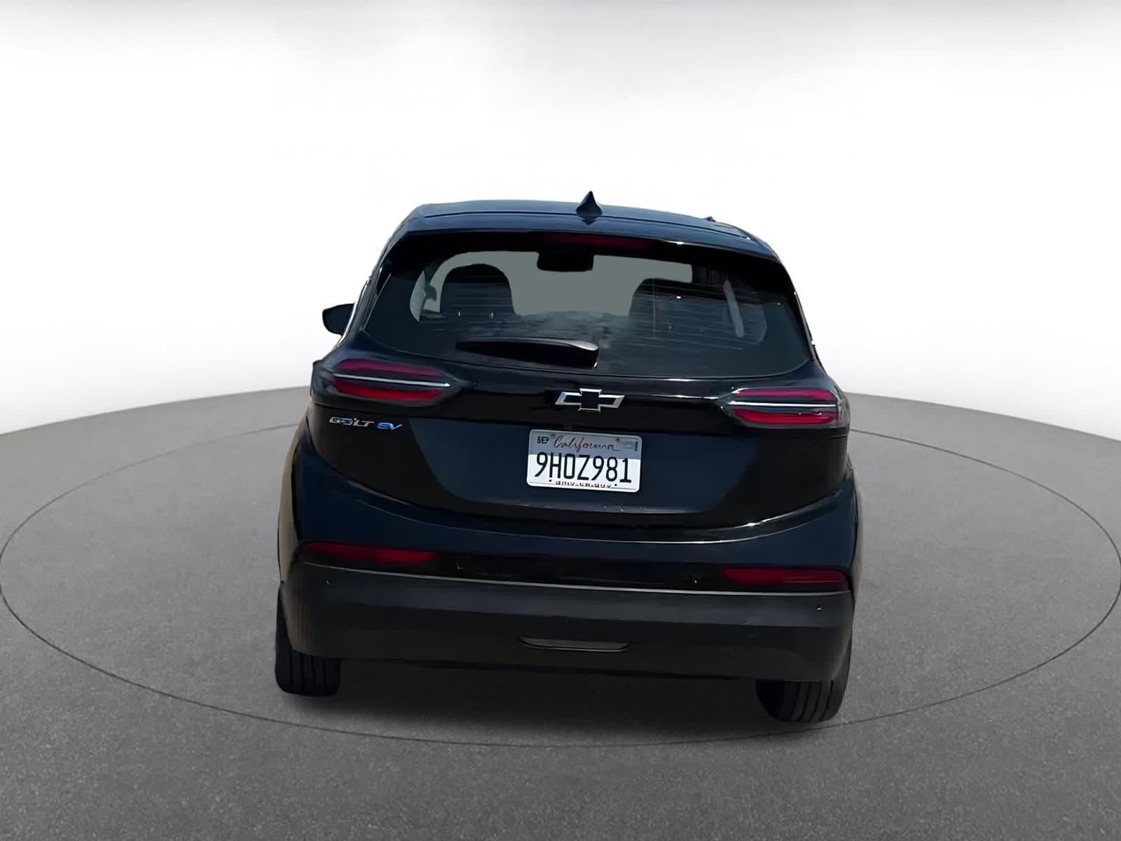 Thumbnail: 2023 Chevrolet Bolt EV - 12