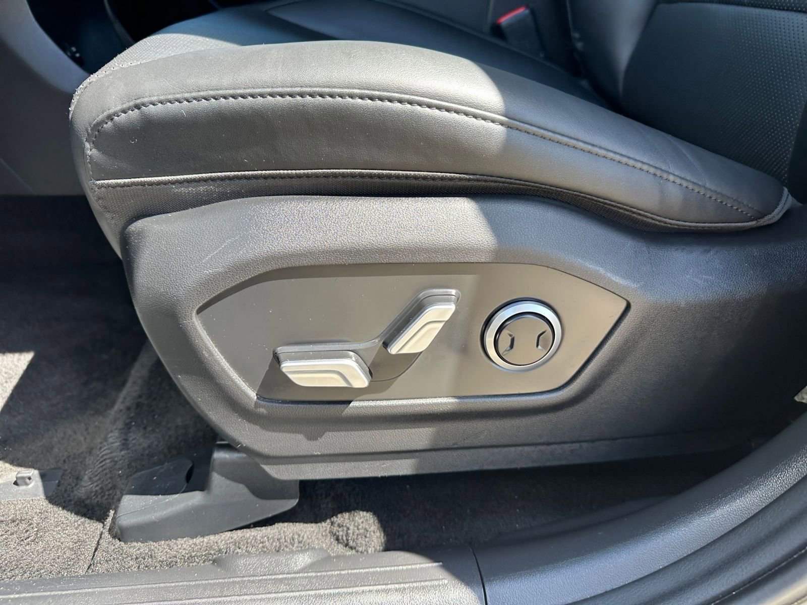 Thumbnail: 2025 Hyundai Santa Fe - 22