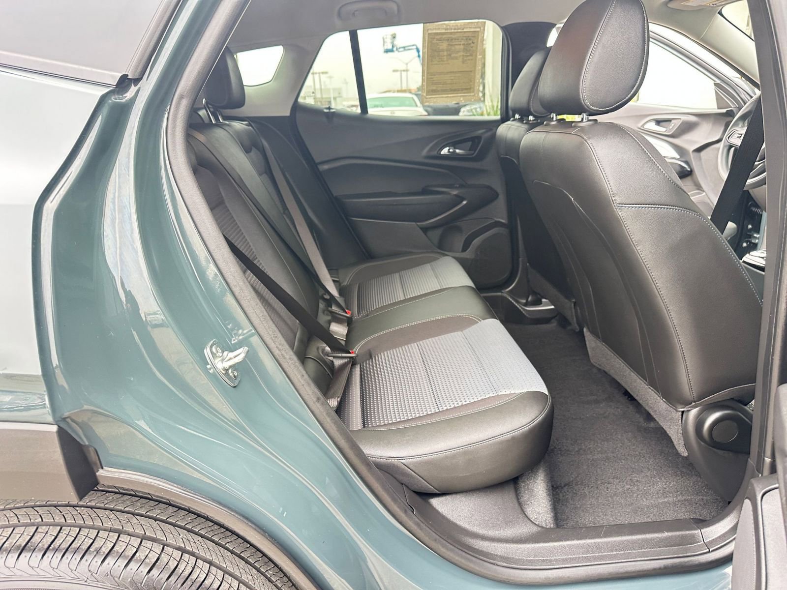 Thumbnail: 2025 Chevrolet Trax - 25