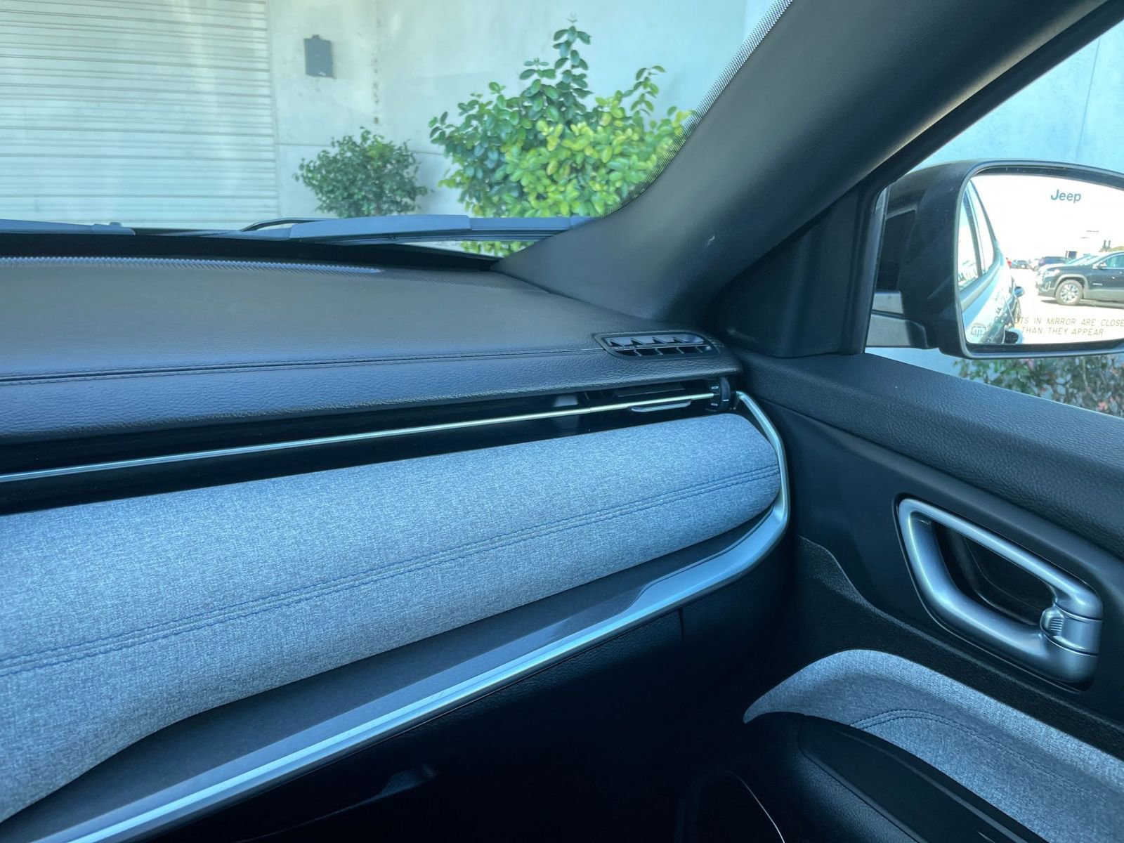 Thumbnail: 2025 Jeep Compass - 35