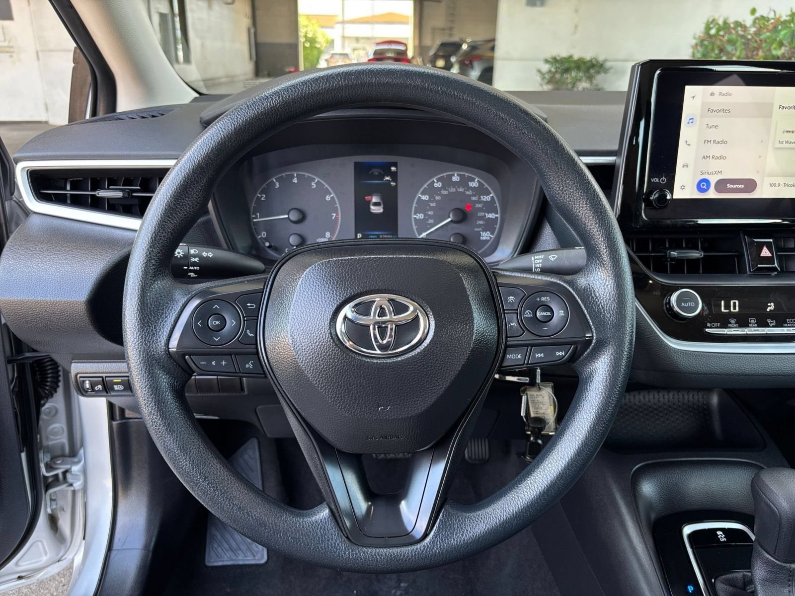 Thumbnail: 2025 Toyota Corolla - 26