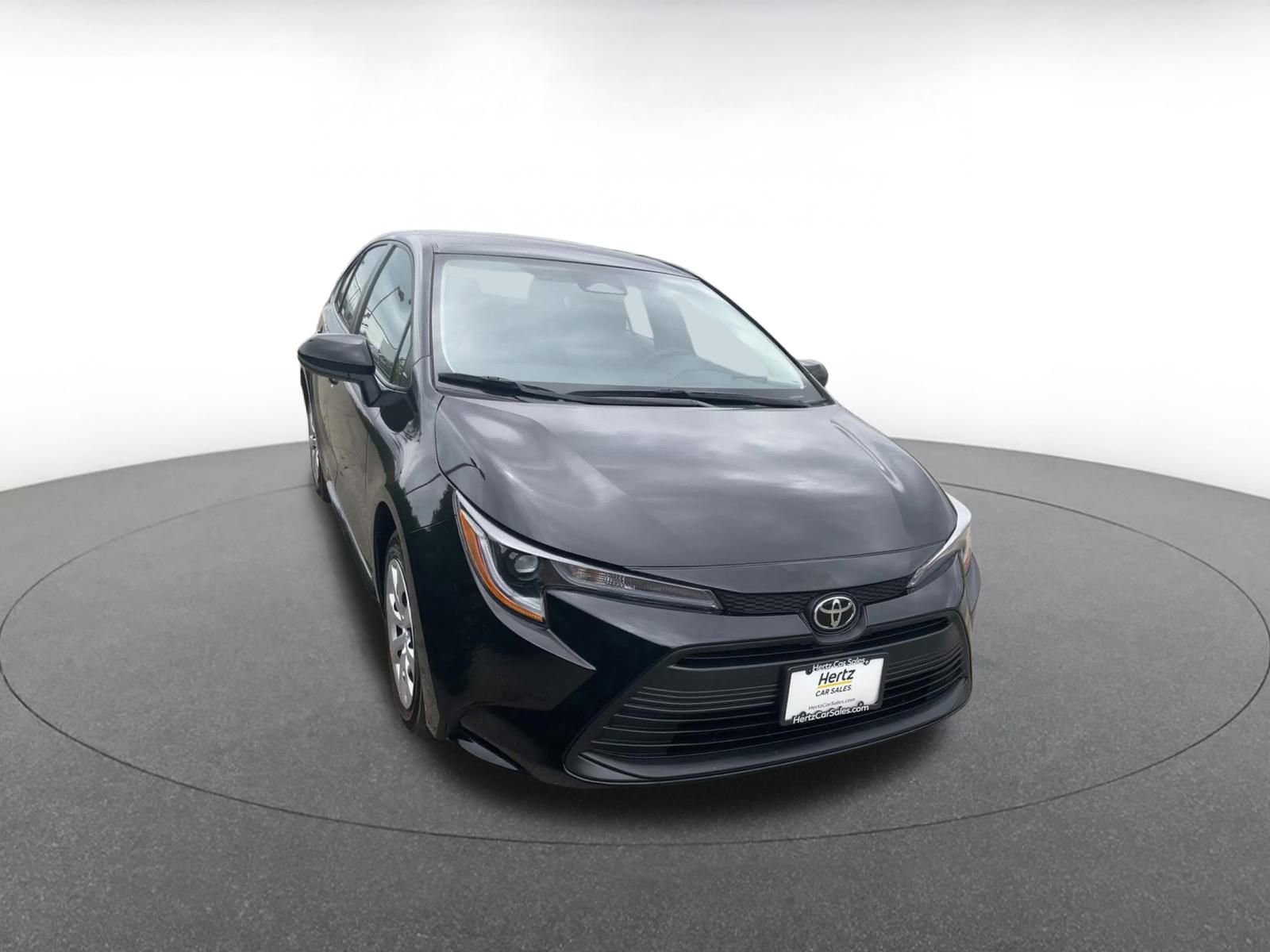 Thumbnail: 2025 Toyota Corolla - 3