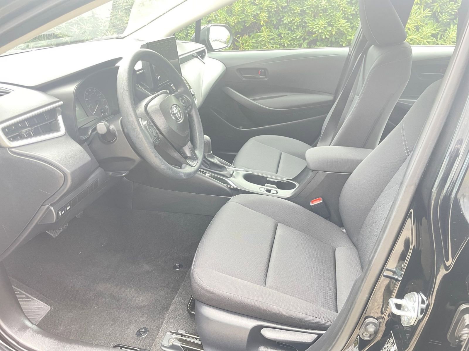 Thumbnail: 2025 Toyota Corolla - 34