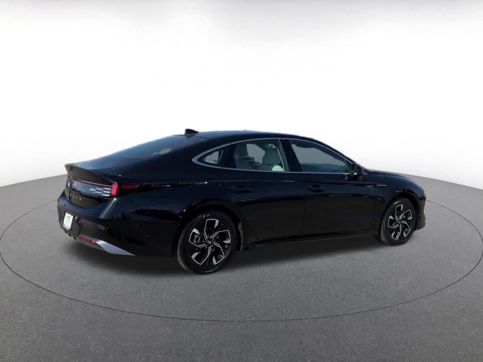 Thumbnail: 2025 Hyundai Sonata - 15