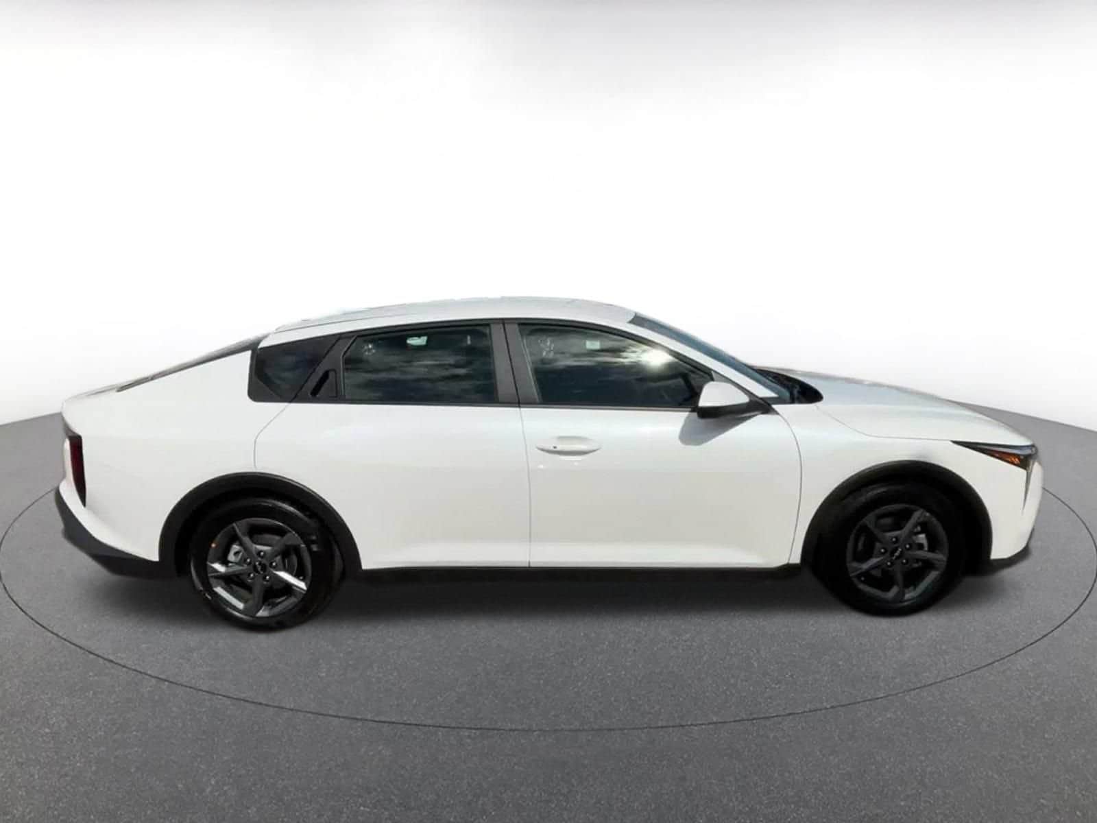 Thumbnail: 2026 Kia K4 - 16