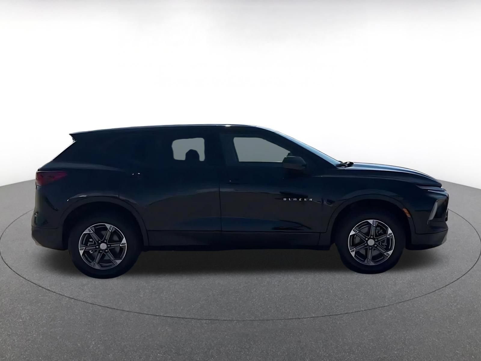 Thumbnail: 2025 Chevrolet Blazer - 13