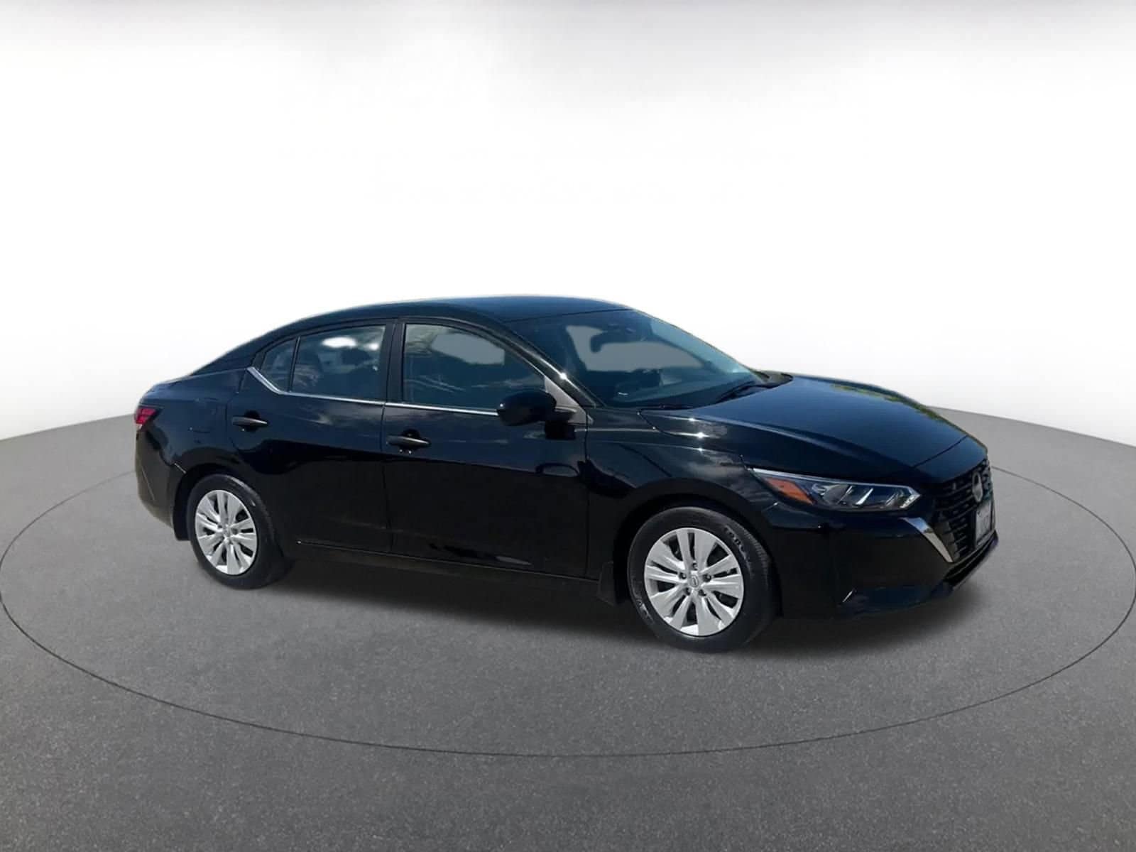 Thumbnail: 2024 Nissan Sentra - 2