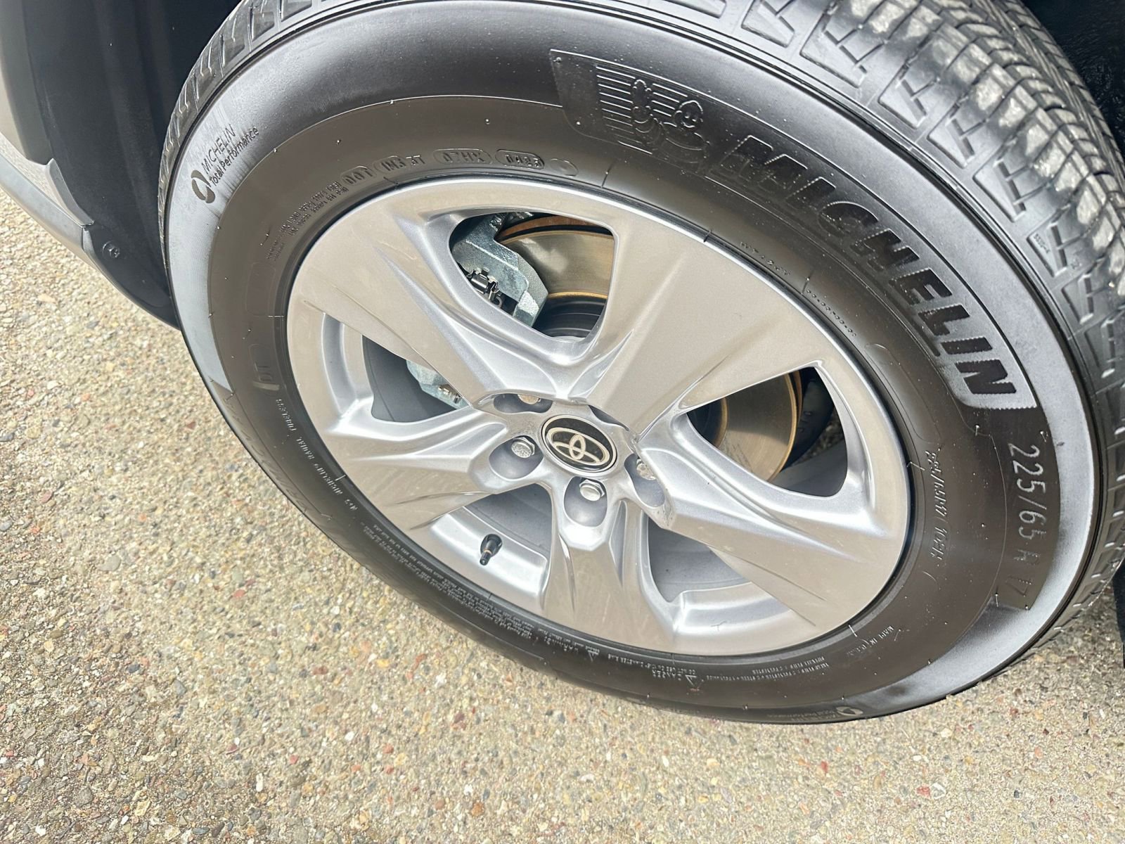 Thumbnail: 2025 Toyota RAV4 - 30