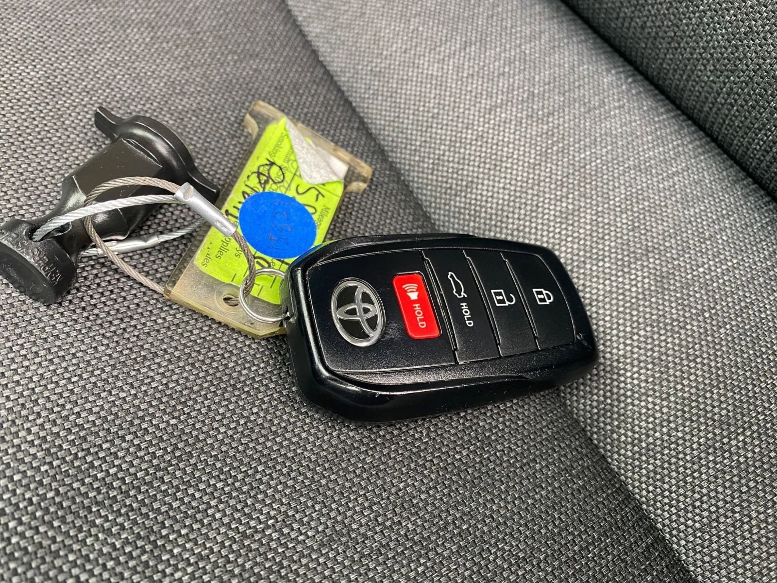 Thumbnail: 2025 Toyota Camry - 22