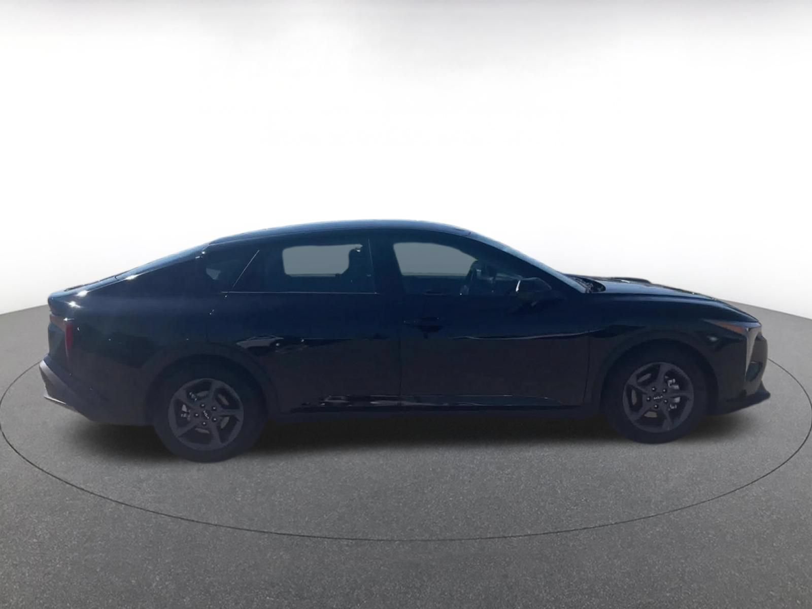 Thumbnail: 2025 Kia K4 - 14