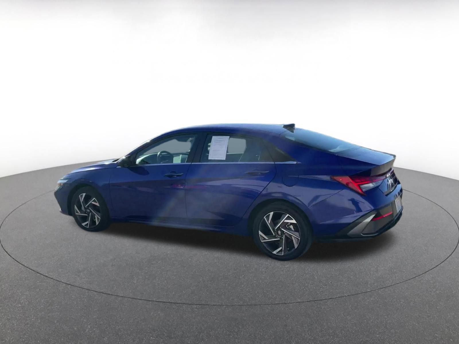 Thumbnail: 2025 Hyundai Elantra - 9