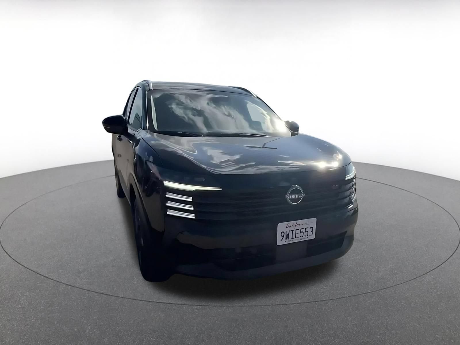 Thumbnail: 2026 Nissan Kicks - 3