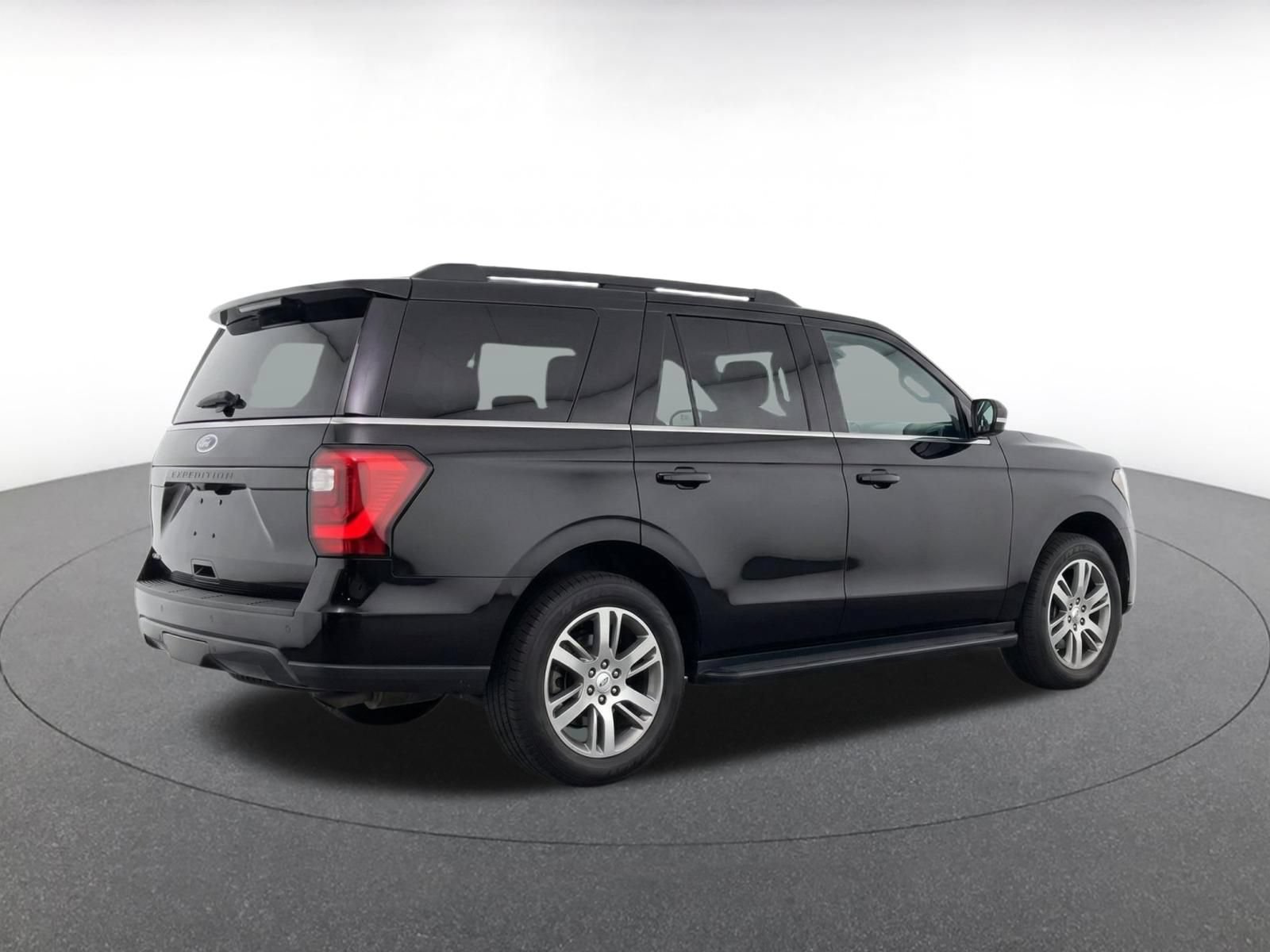 Thumbnail: 2024 Ford Expedition - 8