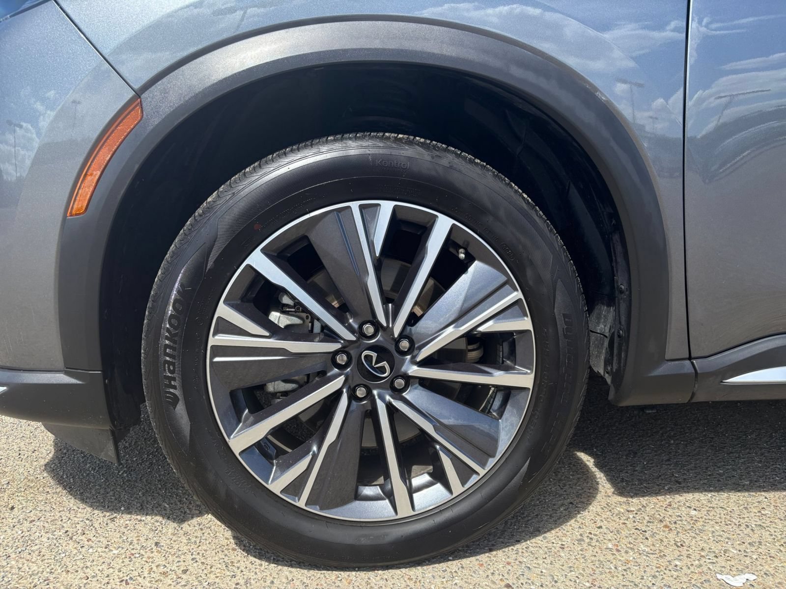 Thumbnail: 2026 INFINITI QX60 - 34