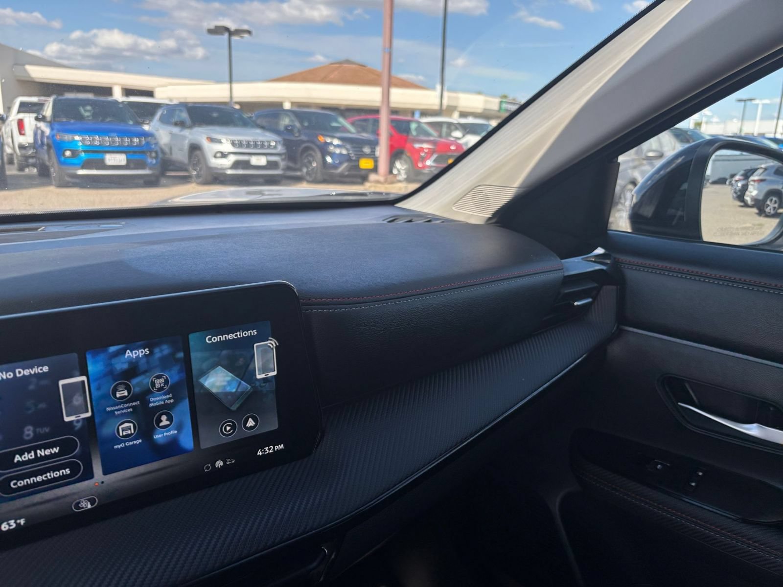 Thumbnail: 2026 Nissan Kicks - 35