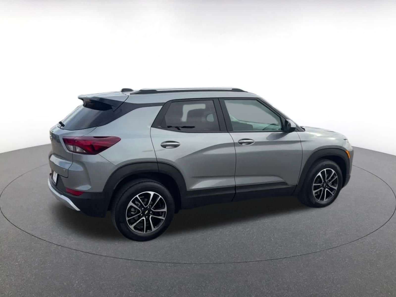 Thumbnail: 2025 Chevrolet TrailBlazer - 16