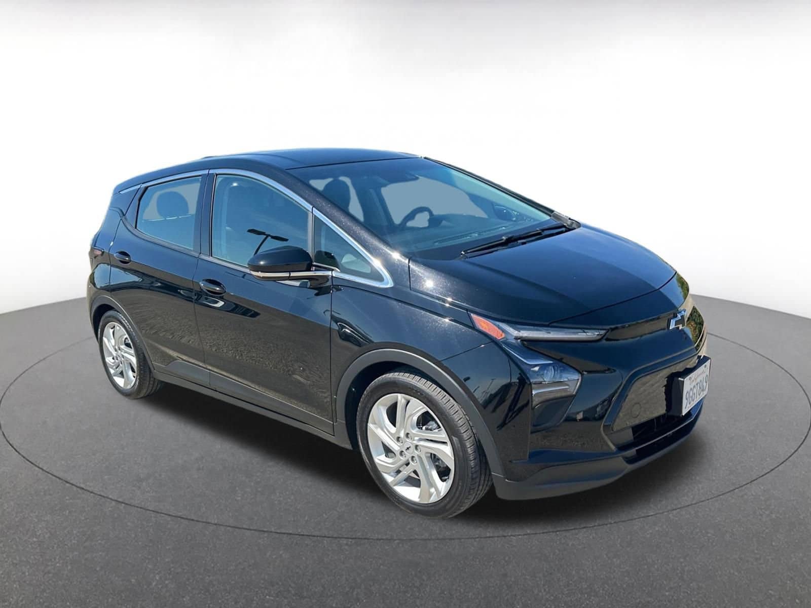 Thumbnail: 2023 Chevrolet Bolt EV - 1