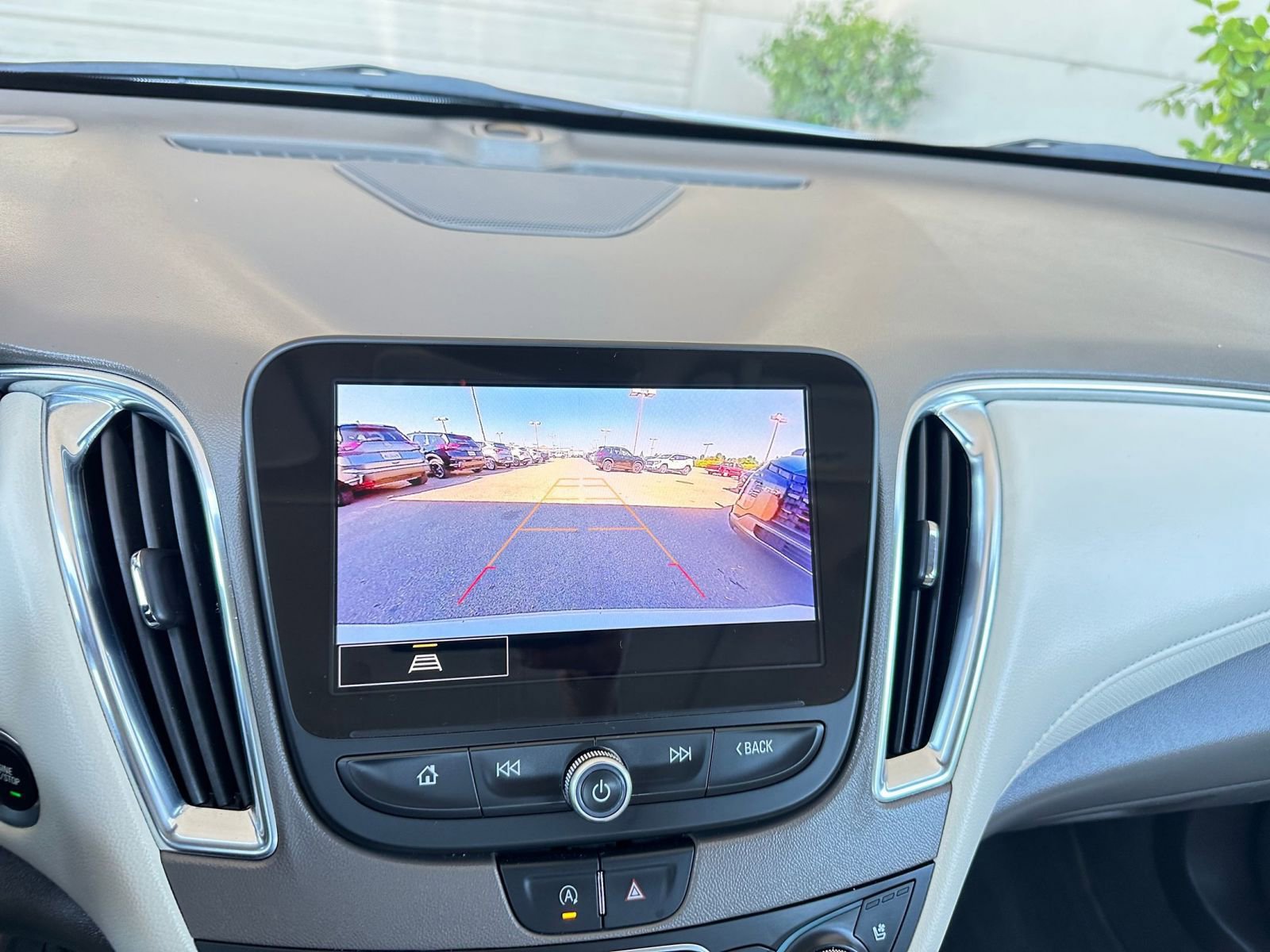 Thumbnail: 2024 Chevrolet Malibu - 17