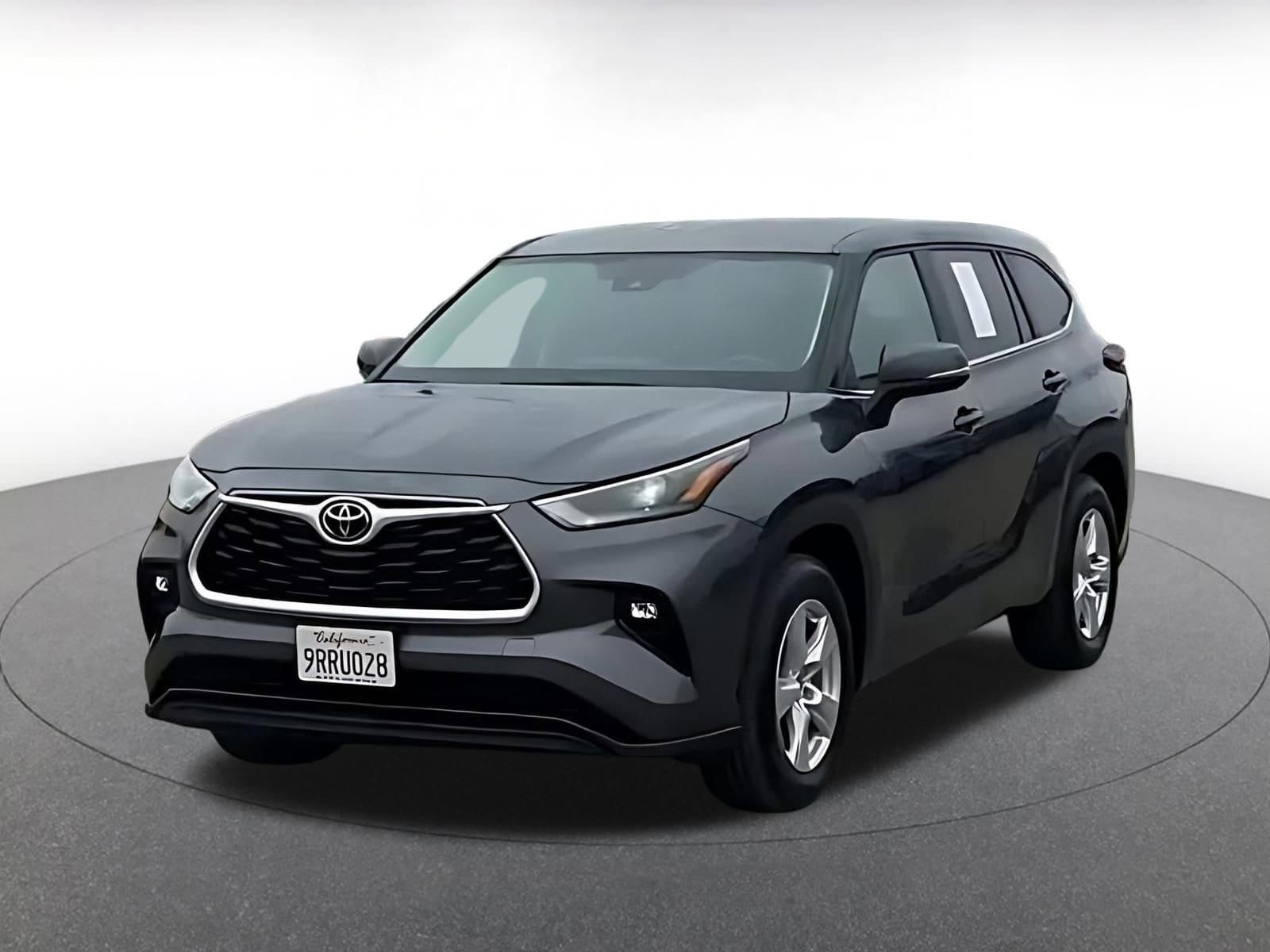 Thumbnail: 2025 Toyota Highlander - 4