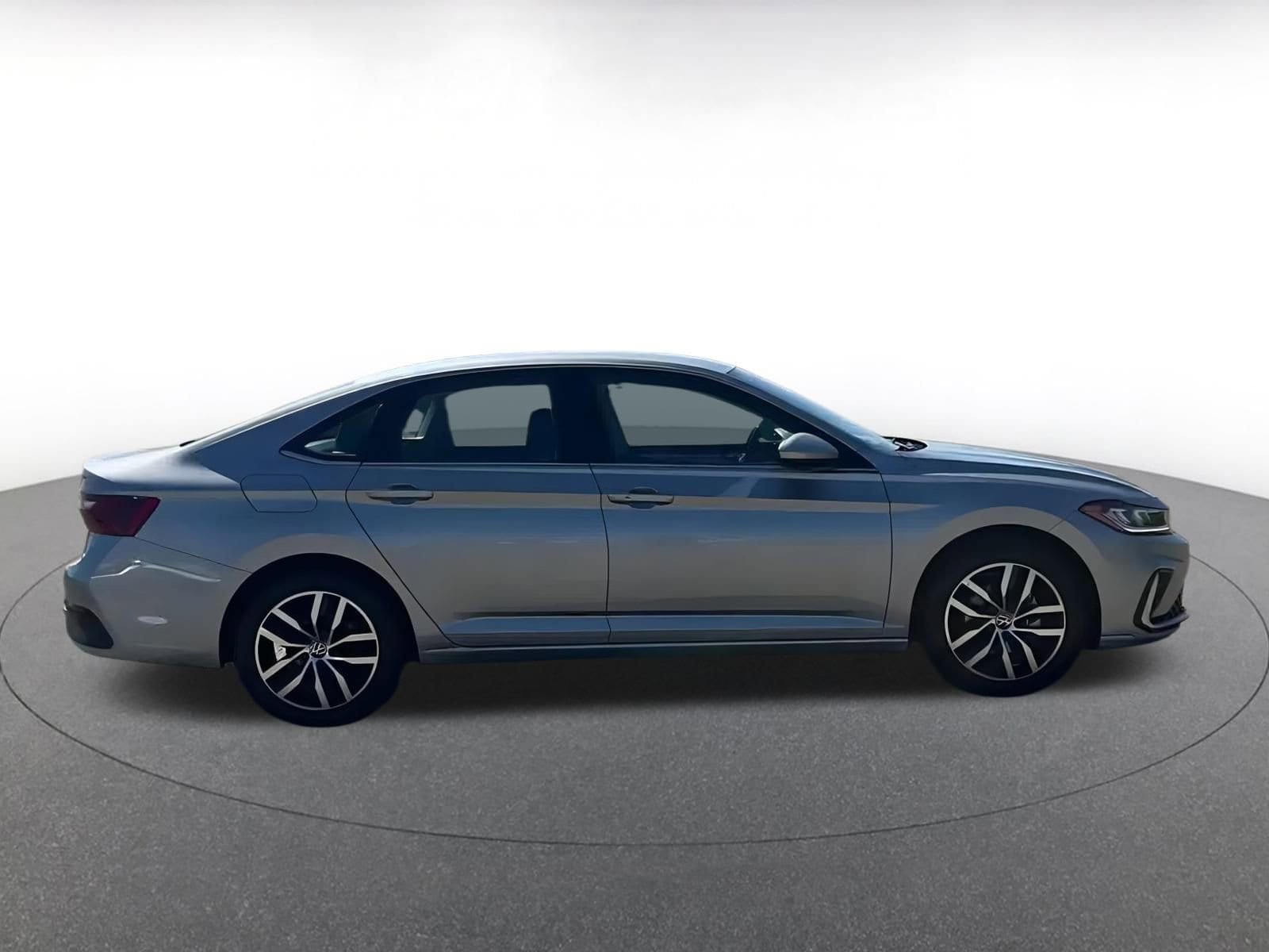 Thumbnail: 2025 Volkswagen Jetta - 16