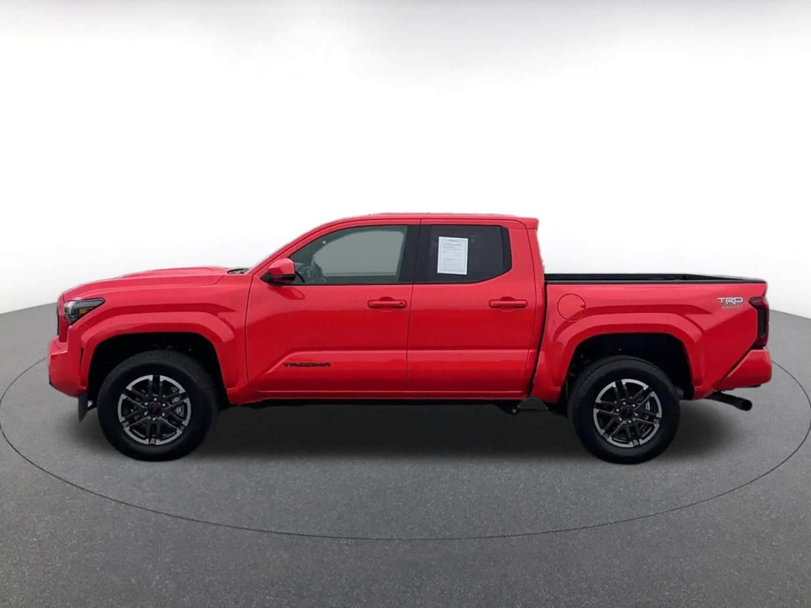 Thumbnail: 2024 Toyota Tacoma - 9