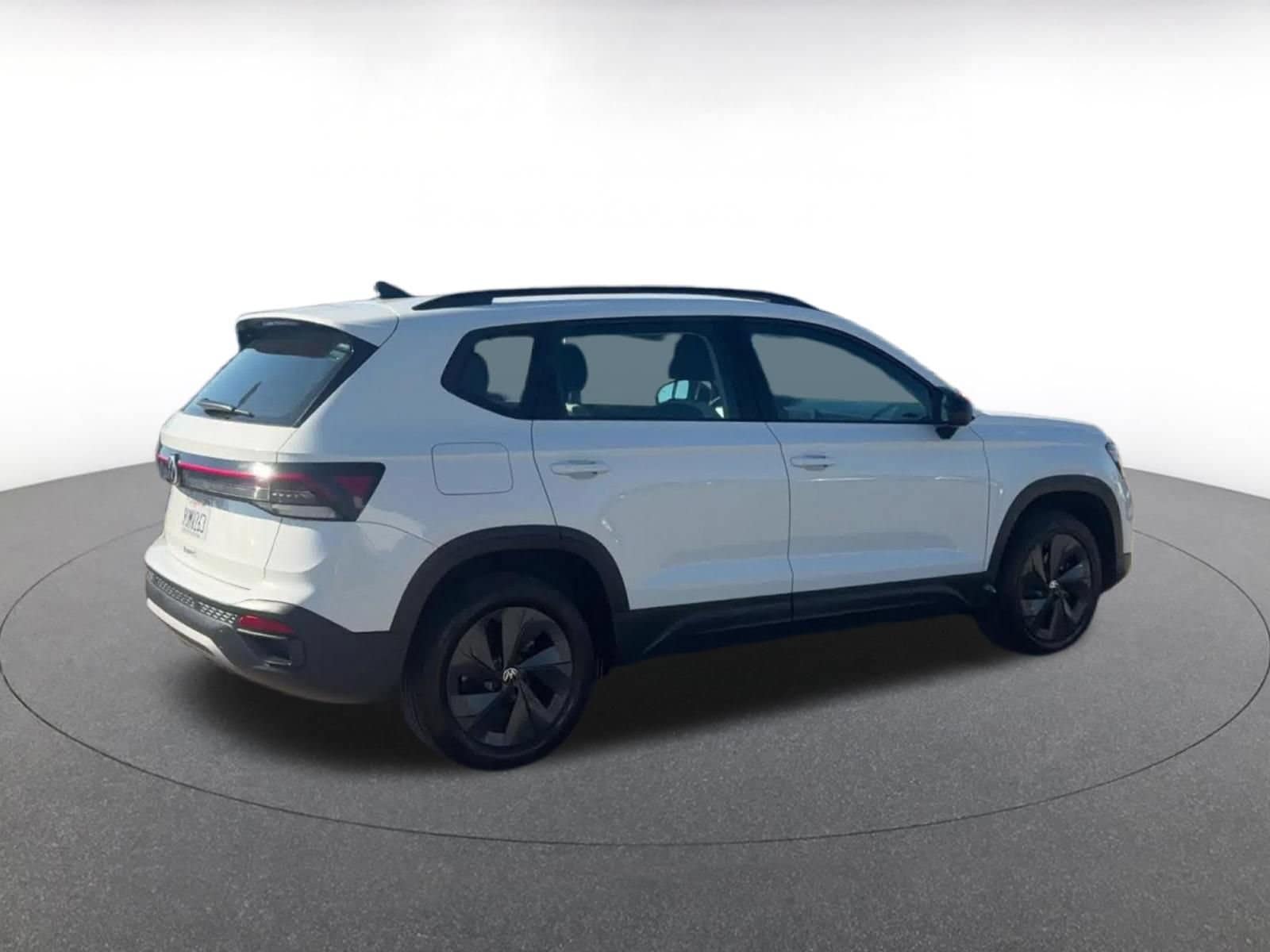 Thumbnail: 2026 Volkswagen Taos - 15