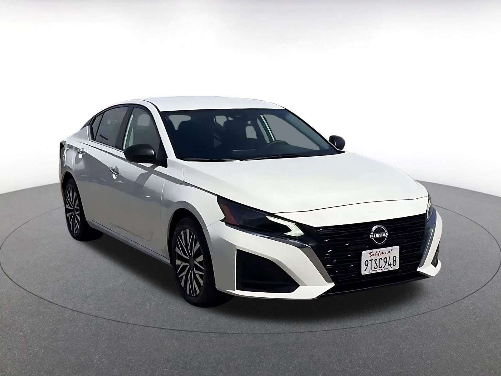 Thumbnail: 2025 Nissan Altima - 2