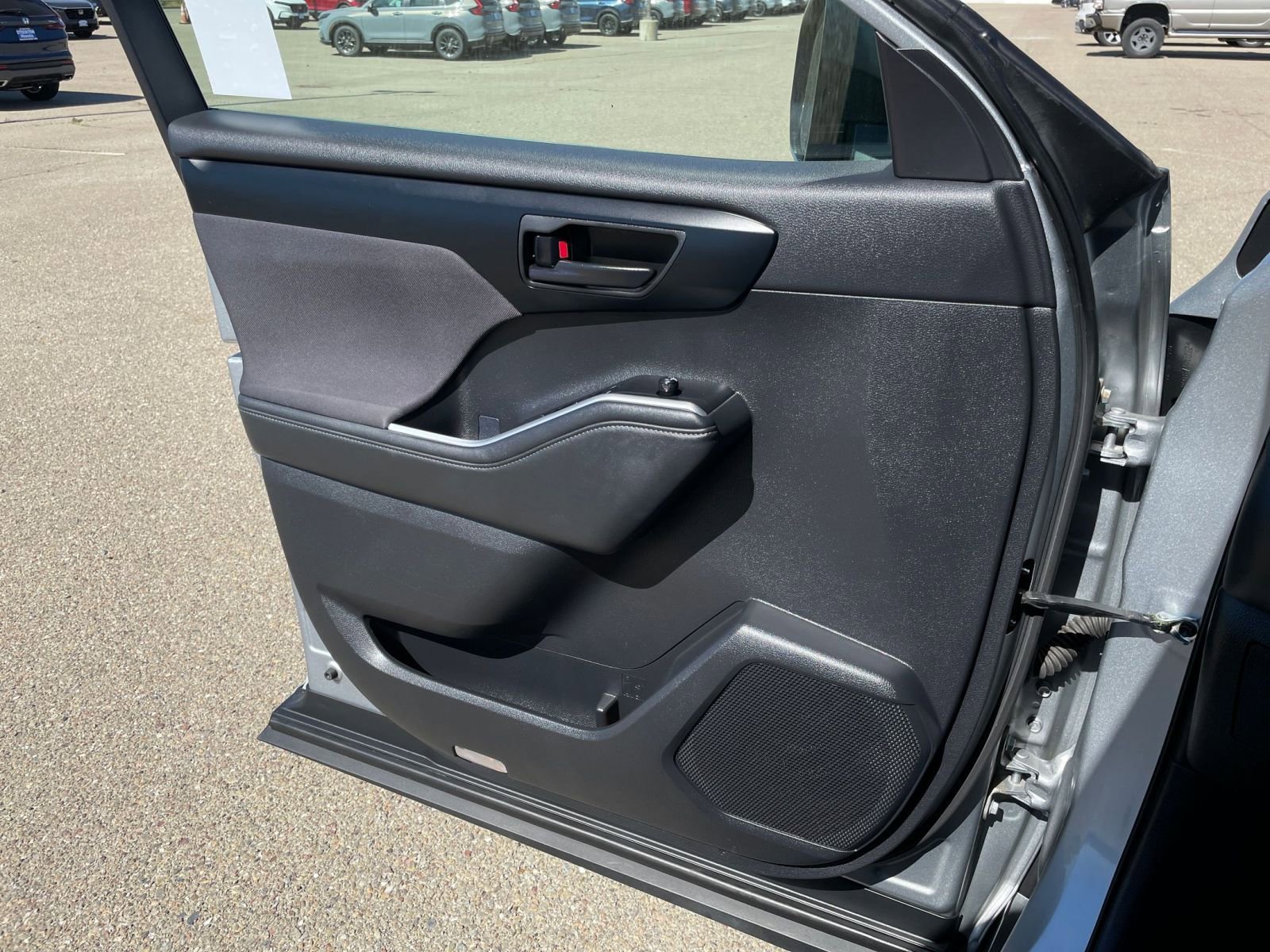 Thumbnail: 2025 Toyota Highlander - 18