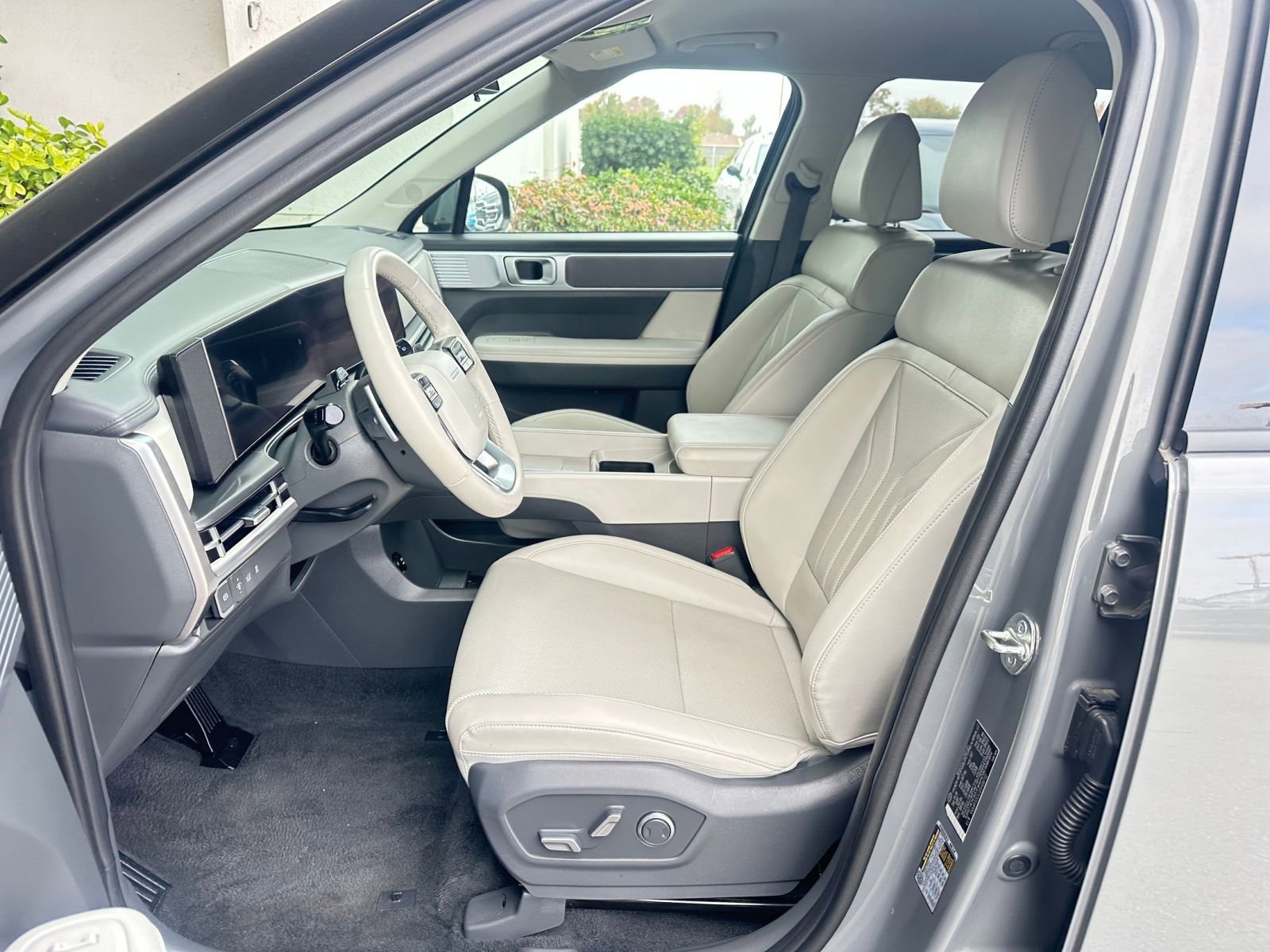 Thumbnail: 2025 Hyundai Santa Fe - 29