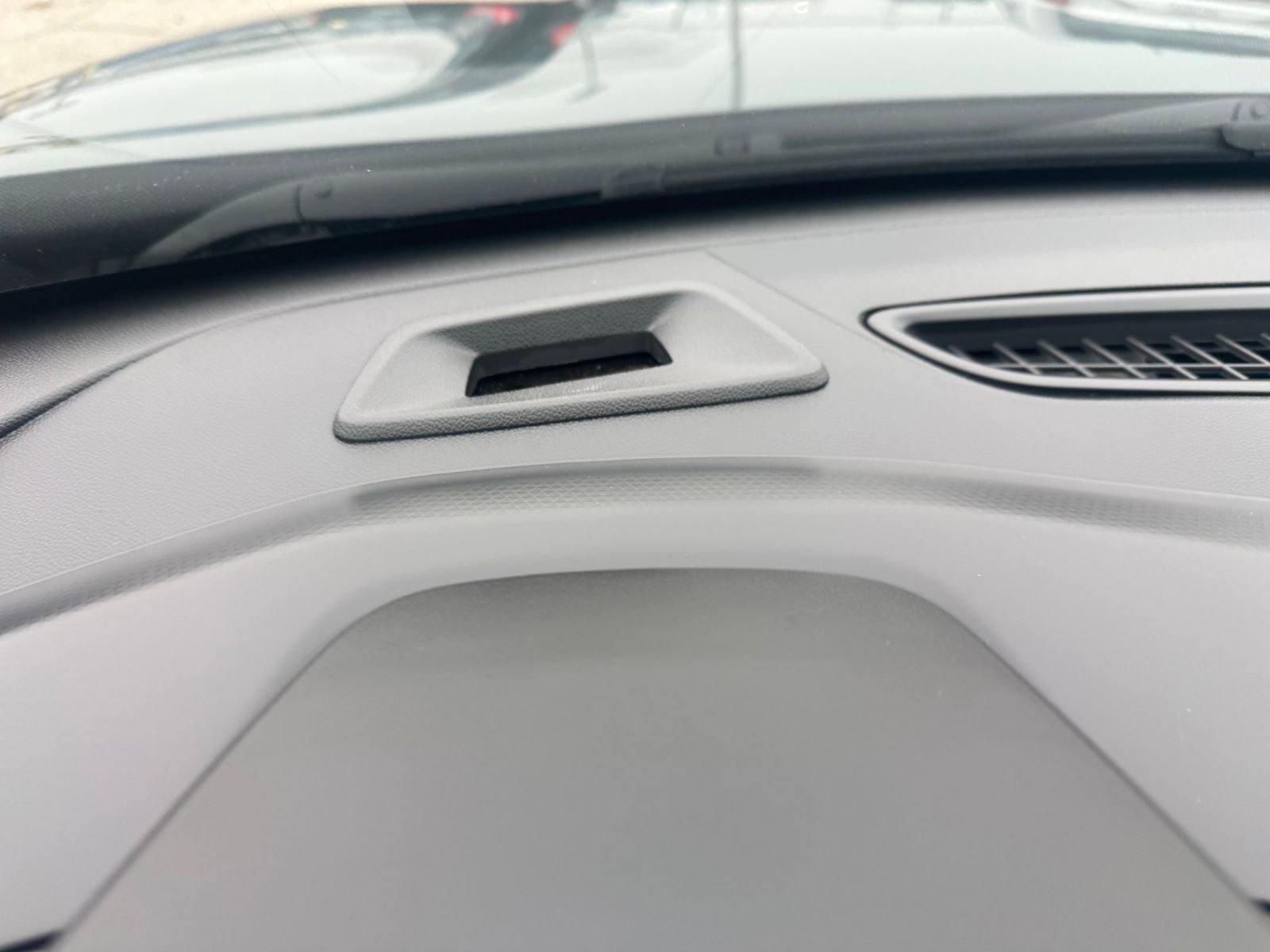 Thumbnail: 2025 Chevrolet Trax - 35