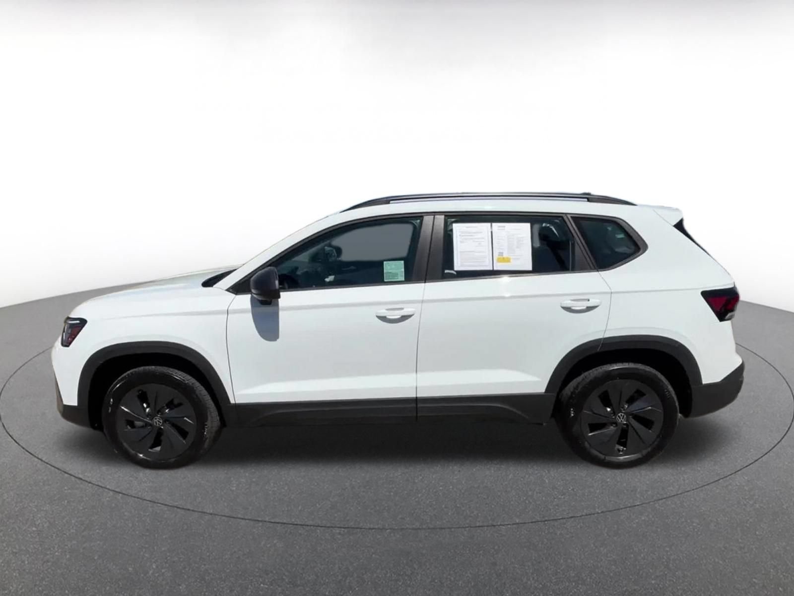 Thumbnail: 2026 Volkswagen Taos - 9
