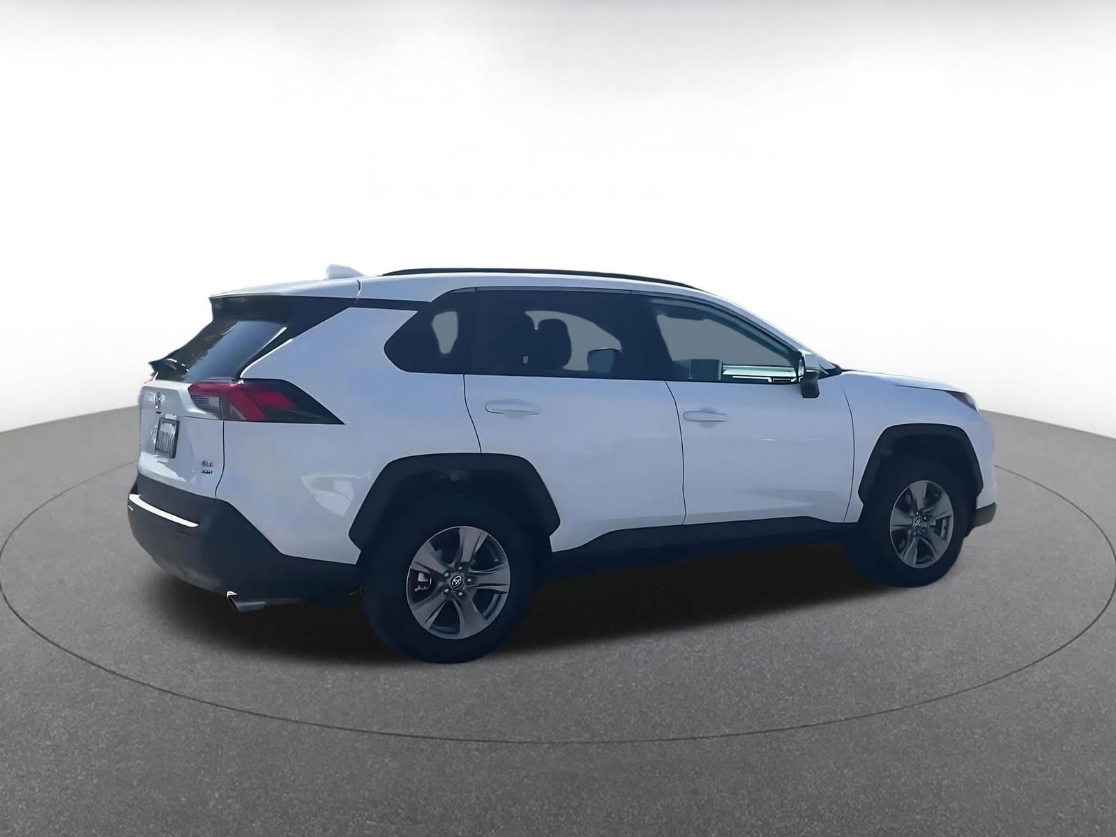 Thumbnail: 2025 Toyota RAV4 - 15