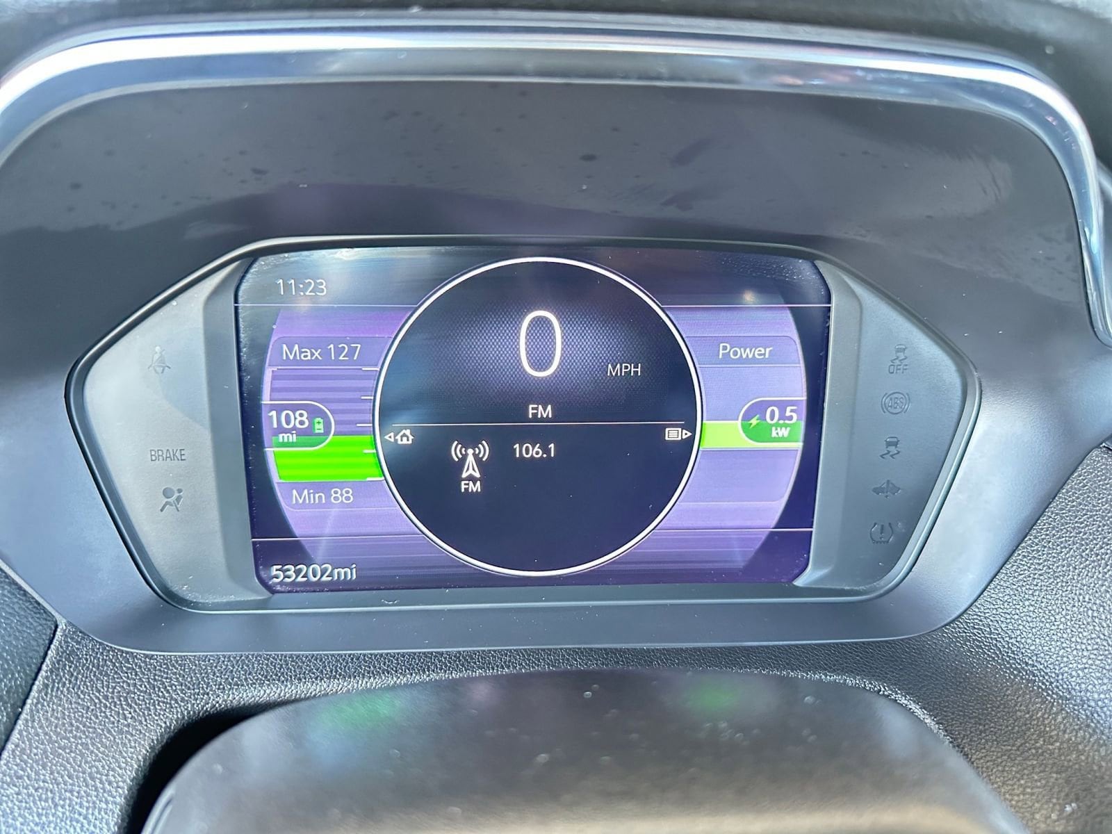 Thumbnail: 2023 Chevrolet Bolt EV - 18