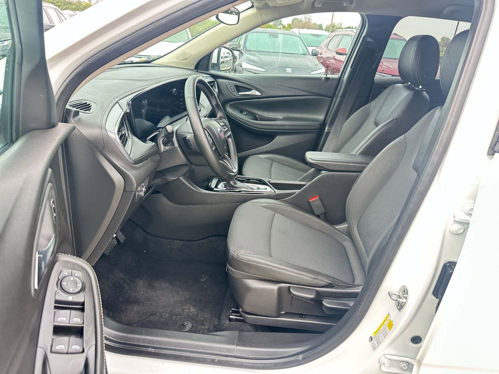 Thumbnail: 2025 Buick Encore GX - 27