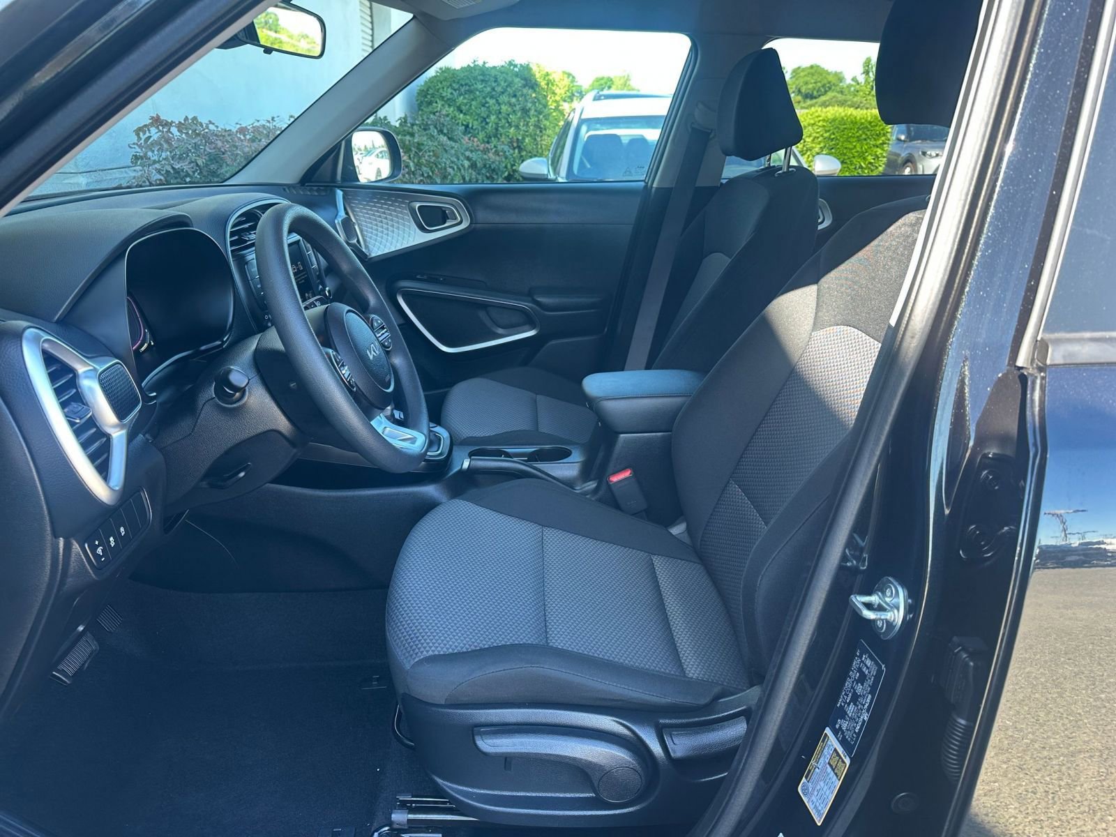 Thumbnail: 2025 Kia Soul - 24