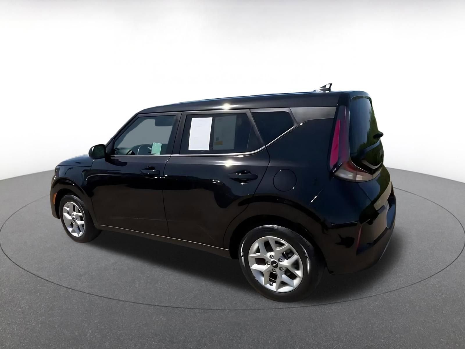 Thumbnail: 2025 Kia Soul - 10