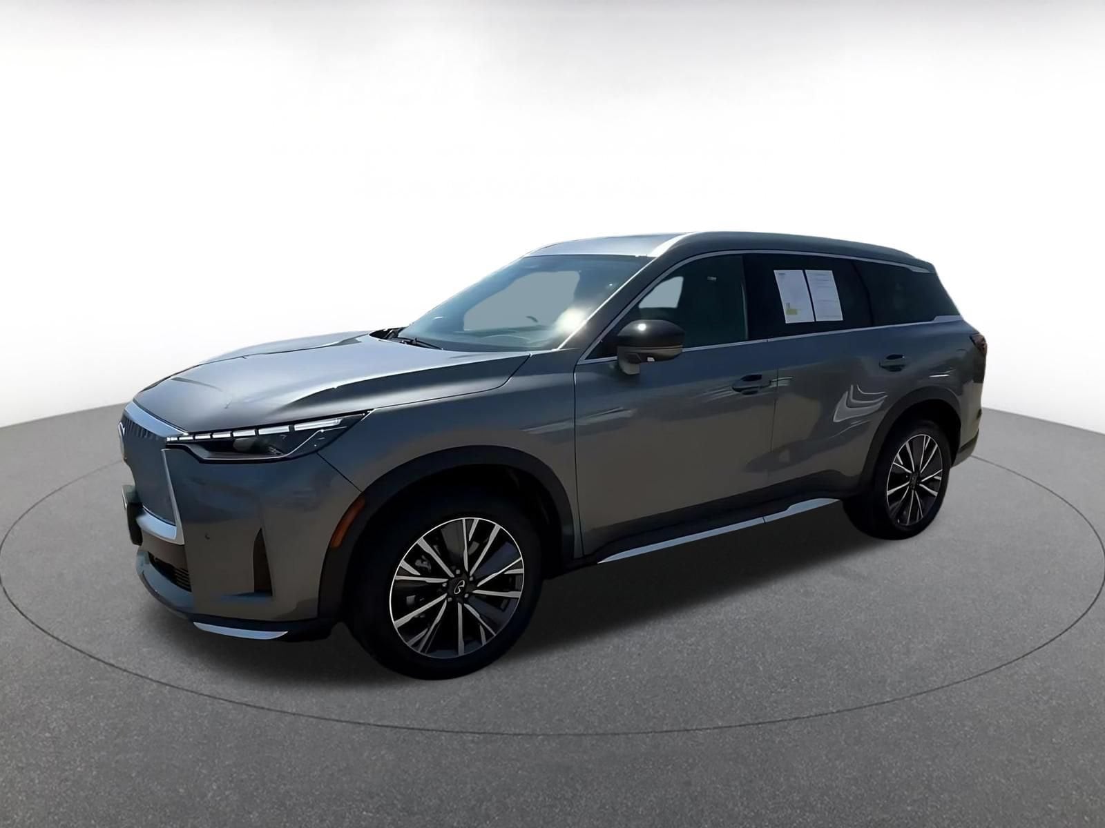 Thumbnail: 2026 INFINITI QX60 - 8