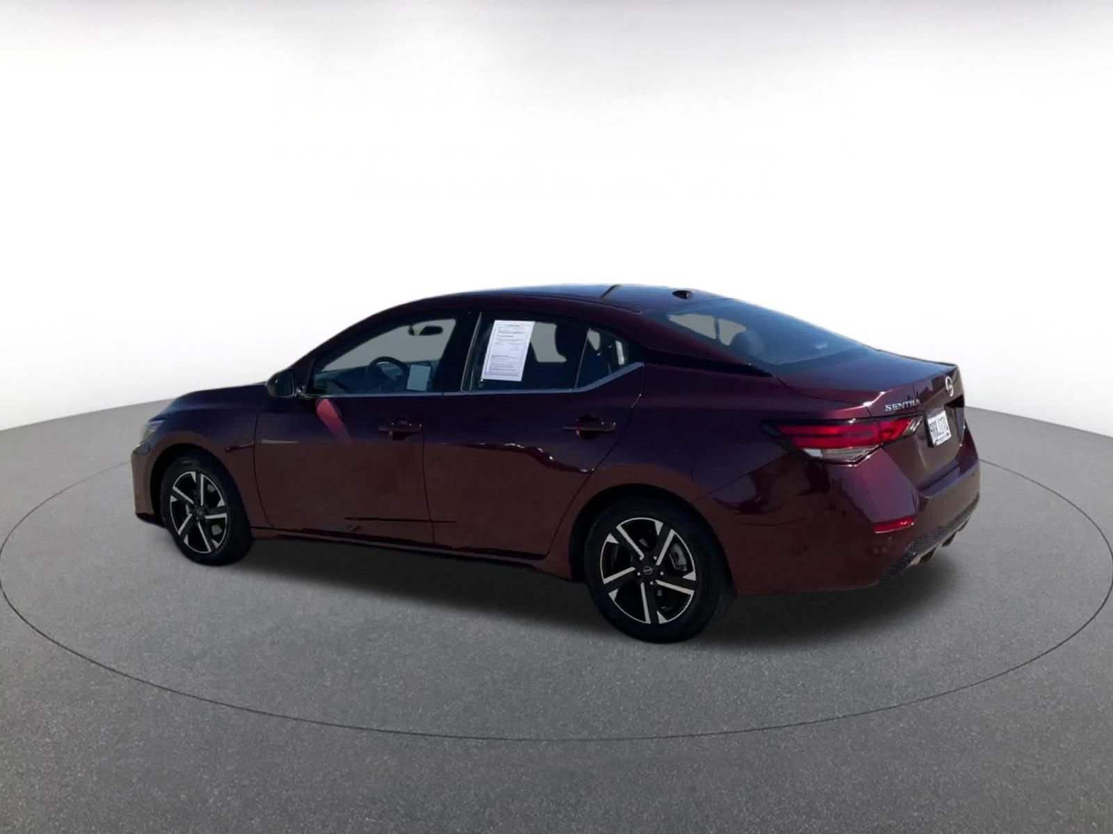 Thumbnail: 2025 Nissan Sentra - 10