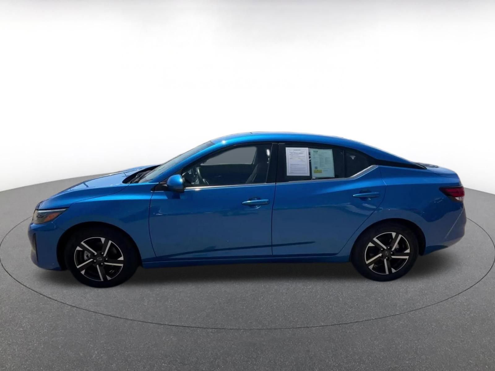 Thumbnail: 2025 Nissan Sentra - 9