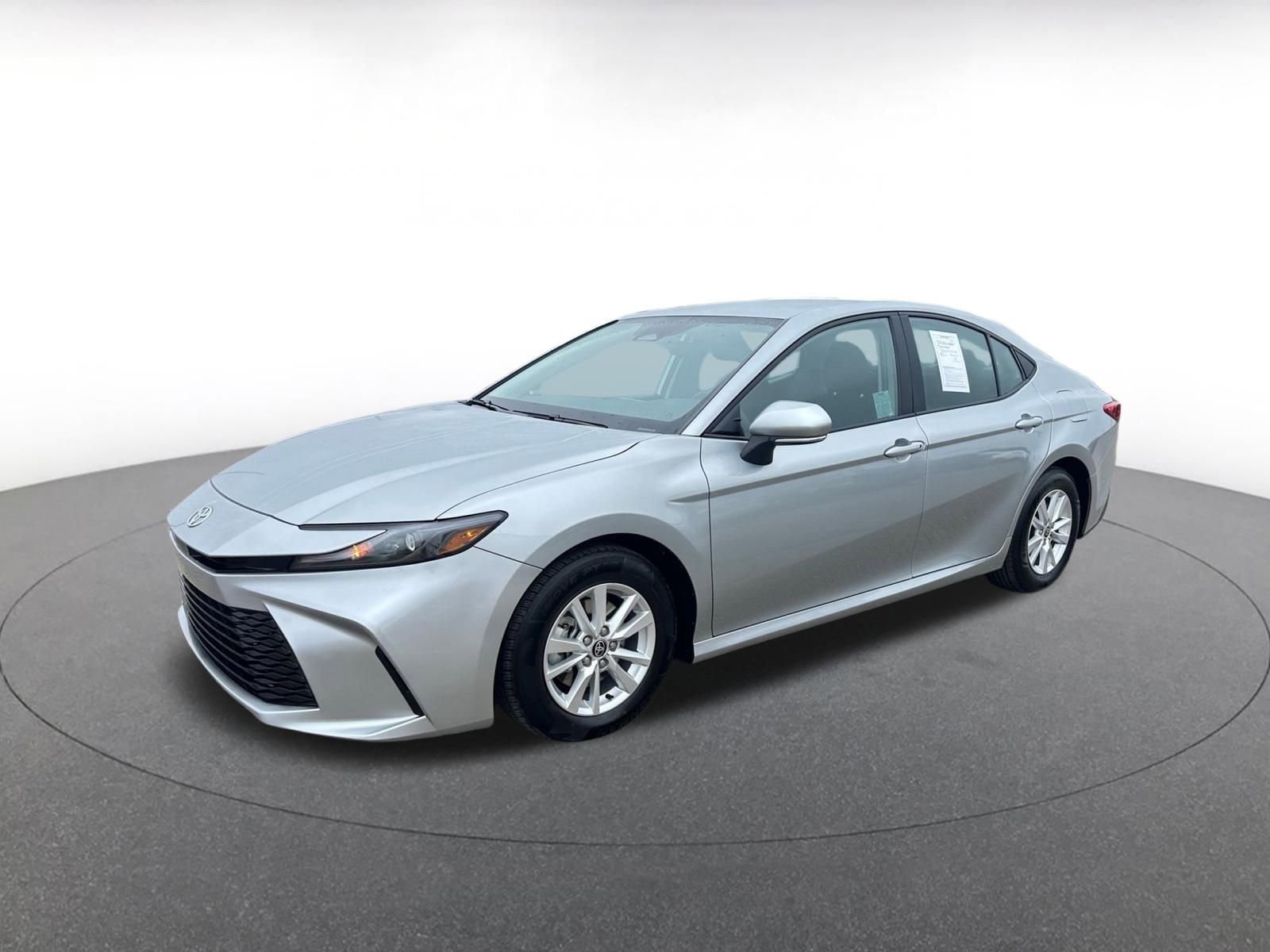Thumbnail: 2025 Toyota Camry - 4