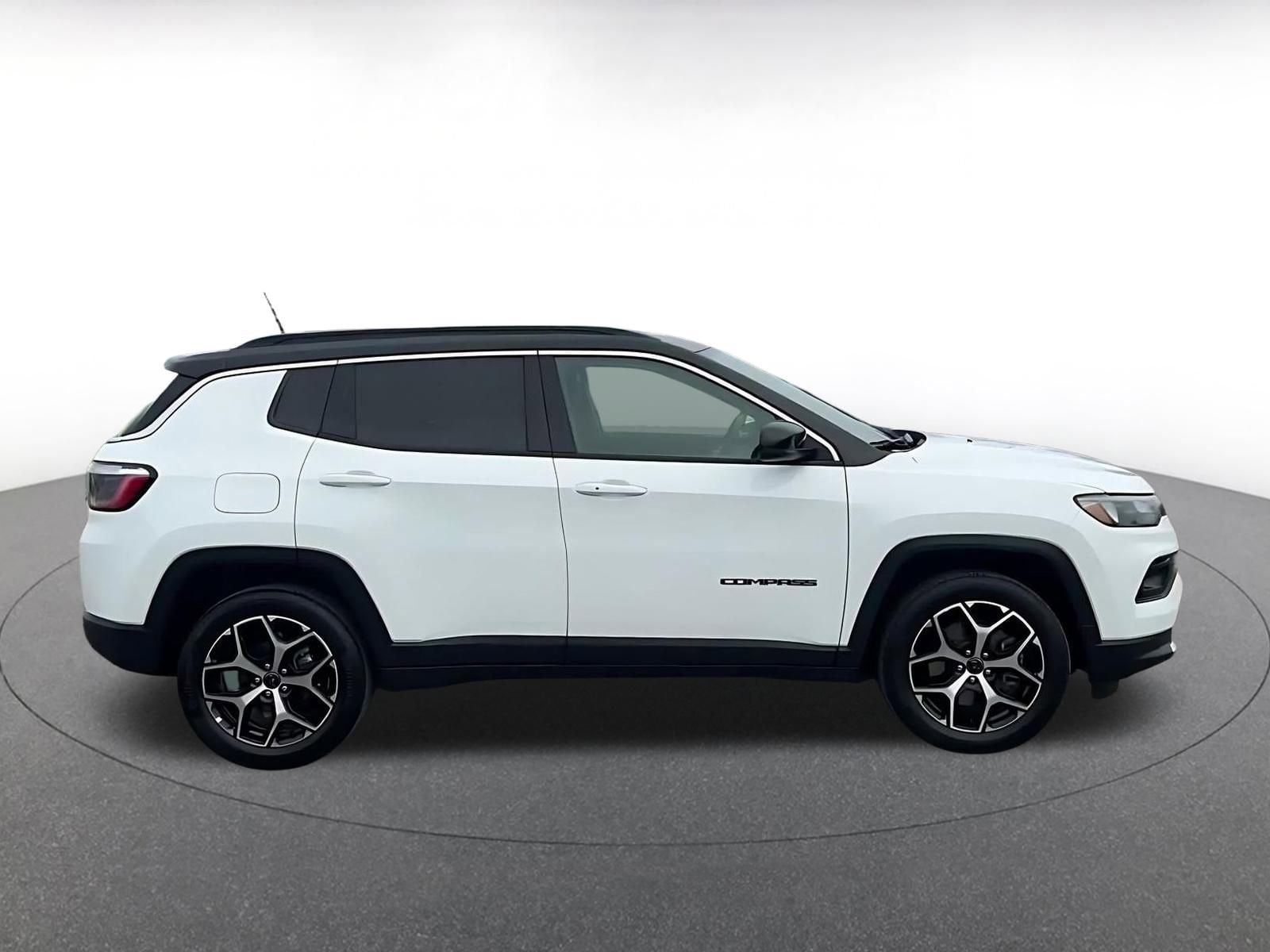 Thumbnail: 2025 Jeep Compass - 16