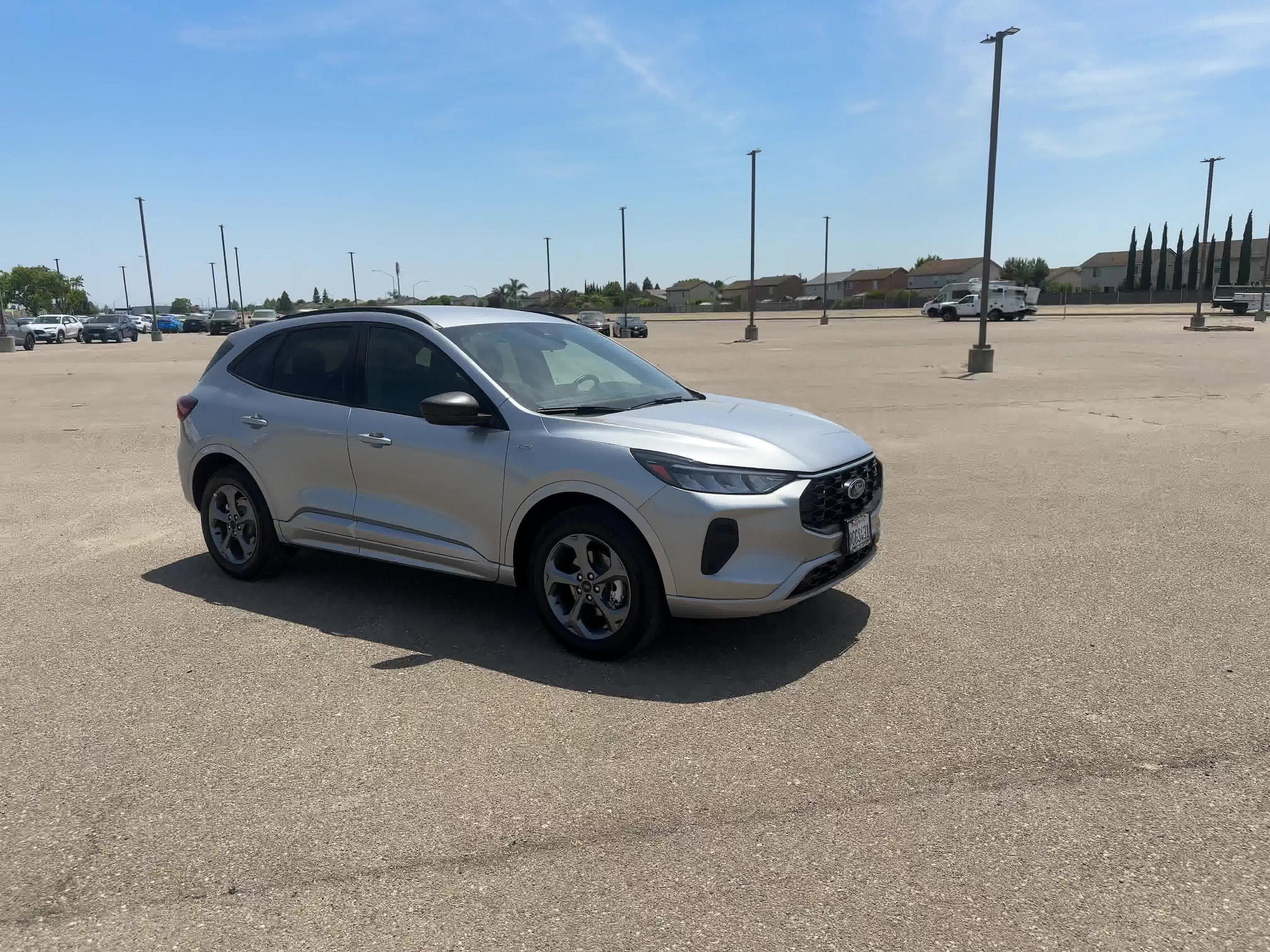 2023 Ford Escape ST-Line 2