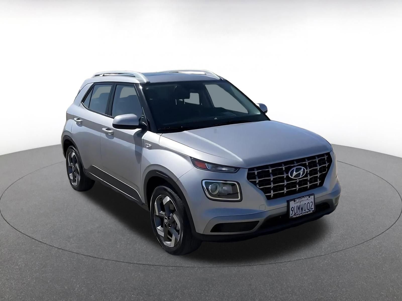 Thumbnail: 2025 Hyundai Venue - 3