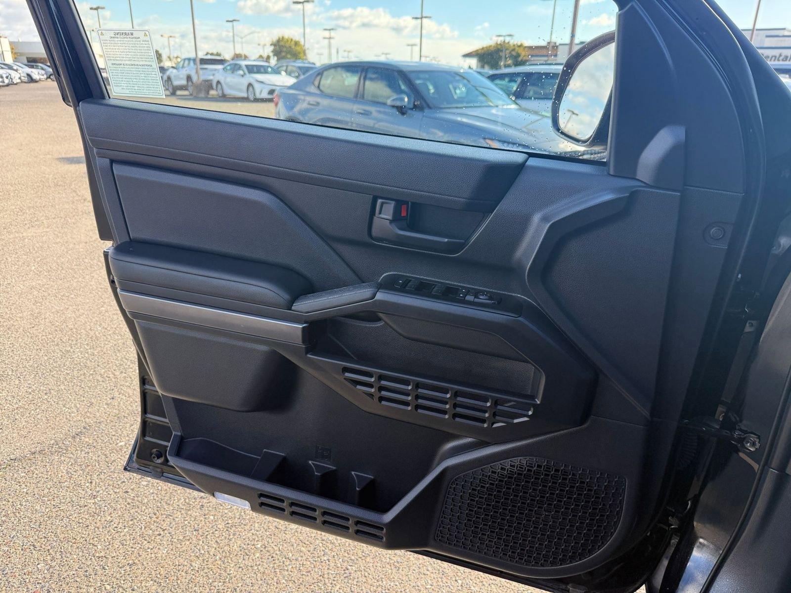 Thumbnail: 2025 Toyota 4Runner - 20