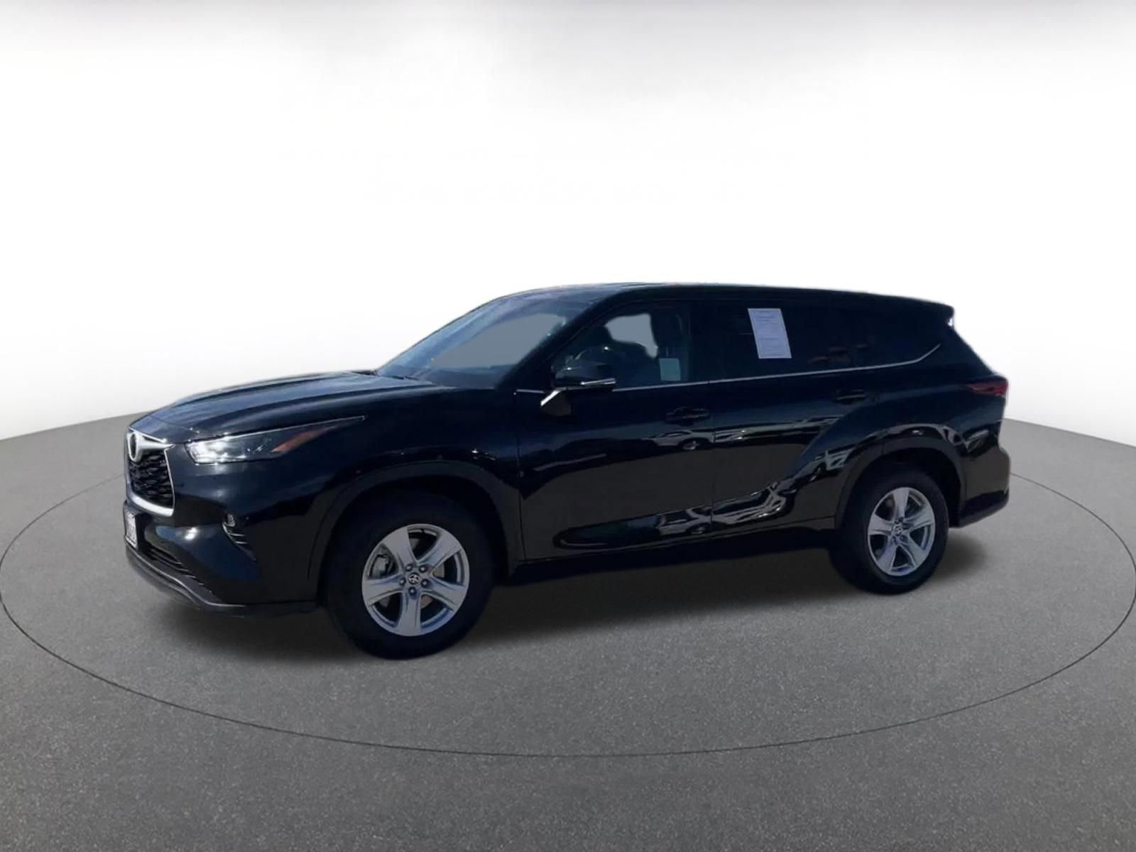 Thumbnail: 2025 Toyota Highlander - 8