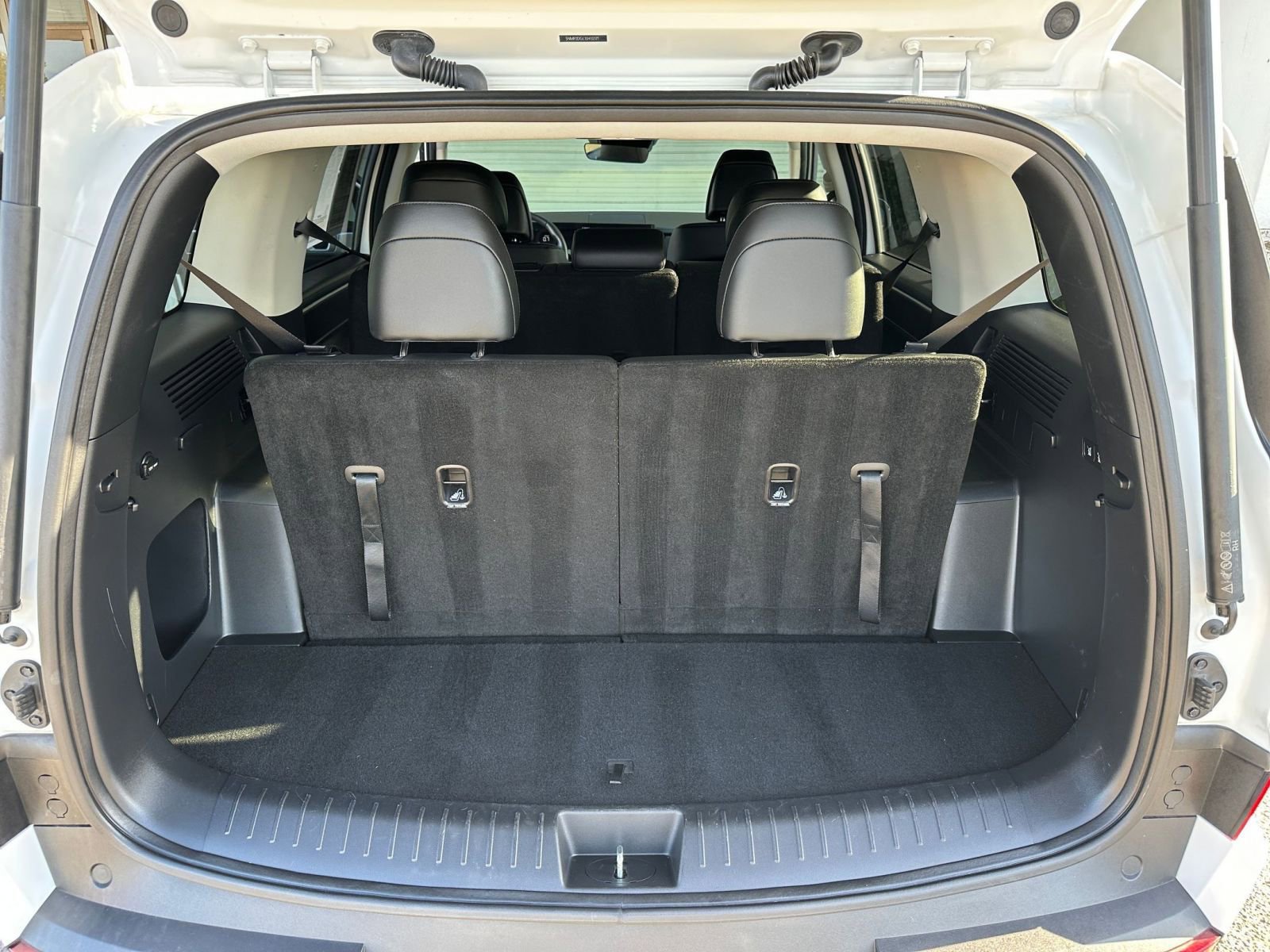 Thumbnail: 2025 Hyundai Santa Fe - 33