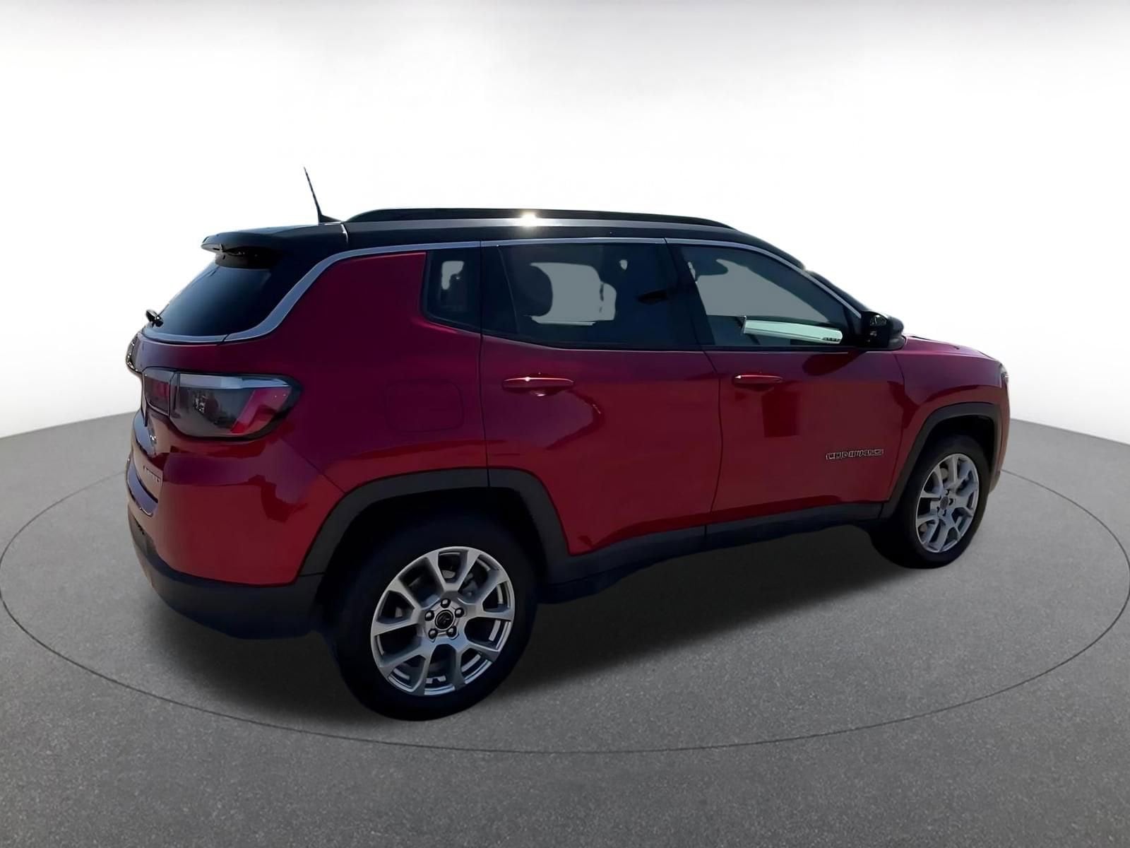 Thumbnail: 2025 Jeep Compass - 15