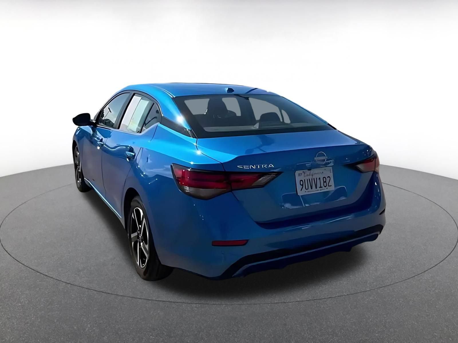 Thumbnail: 2025 Nissan Sentra - 10